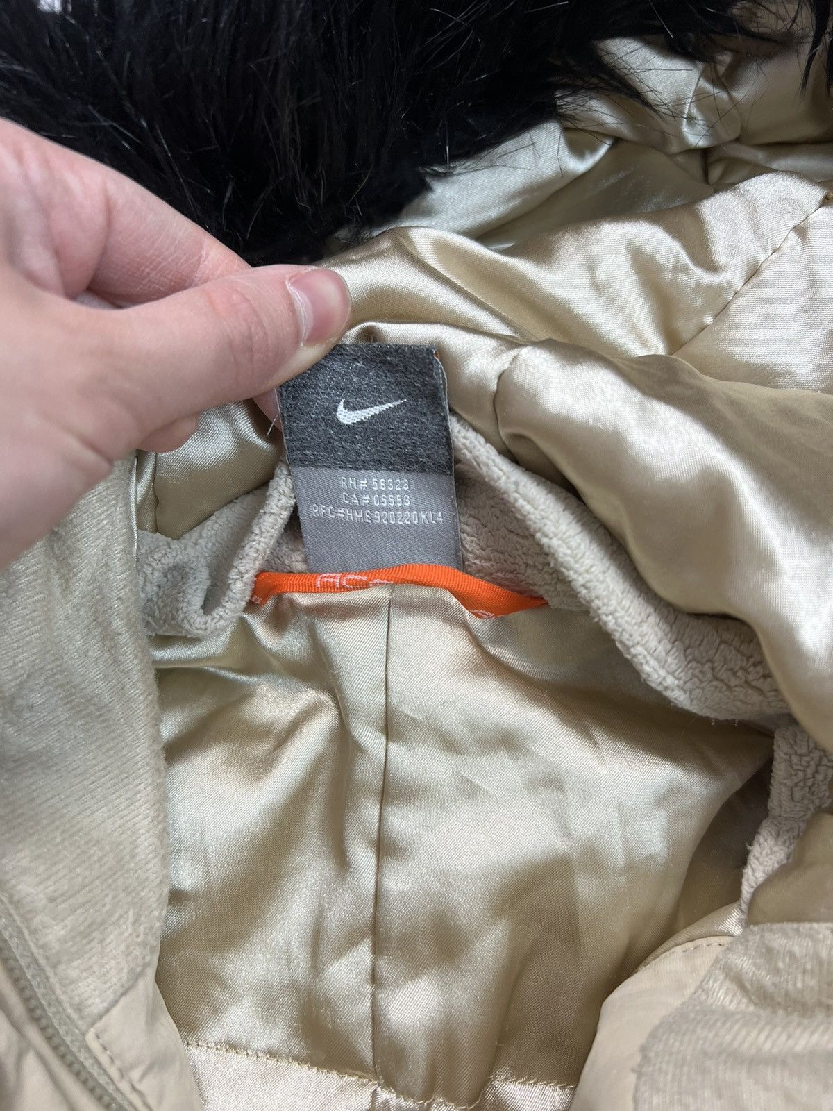 Nike Winter Jacket Nike ACG zipped fur Size M / US 6-8 / IT 42-44 - 6 Thumbnail
