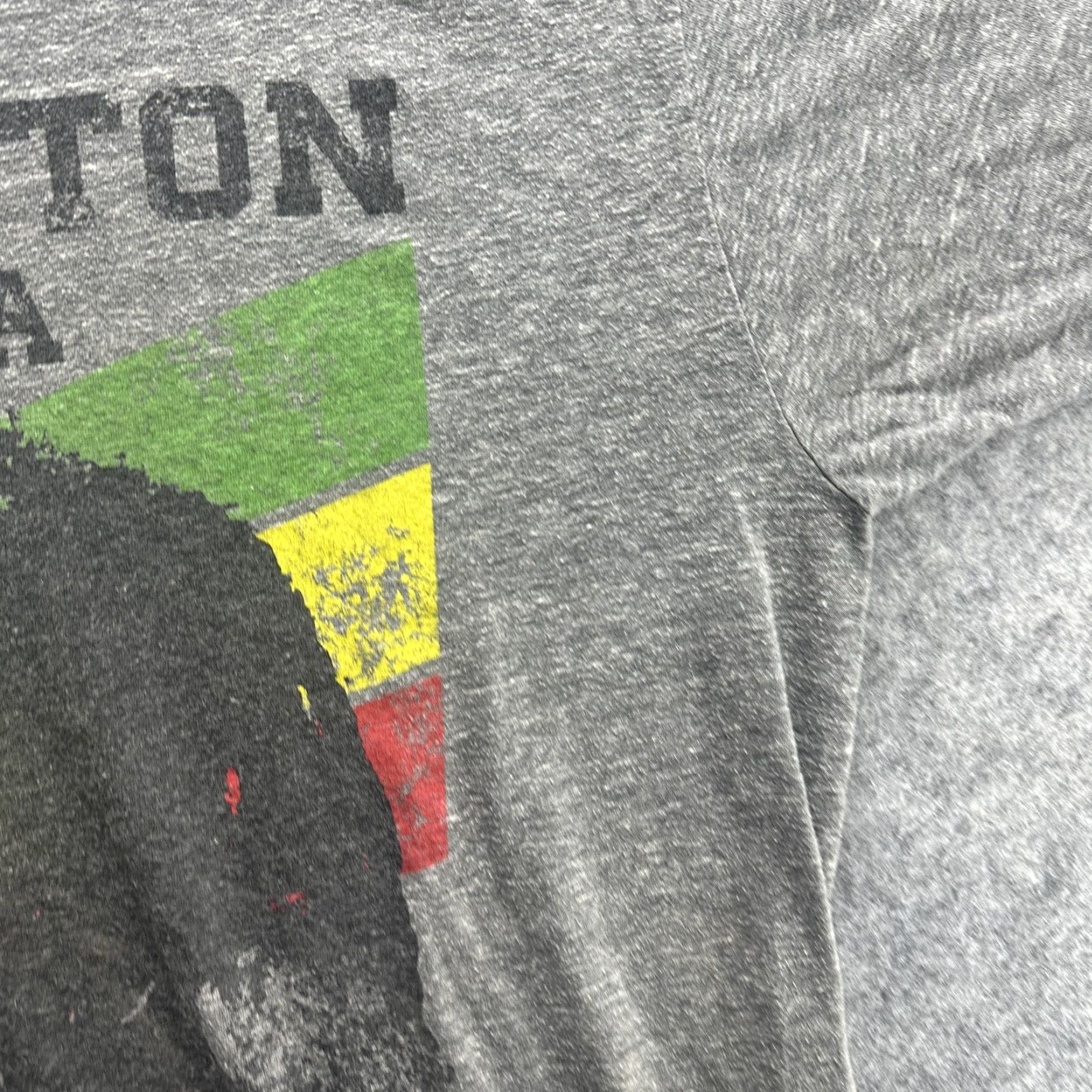 Vintage VINTAGE Bob Marley Shirt Mens Large Gray Kingston Jamaica 1945 Reggae Music Graphic Tee Size US M / EU 48-50 / 2 - 6 Thumbnail