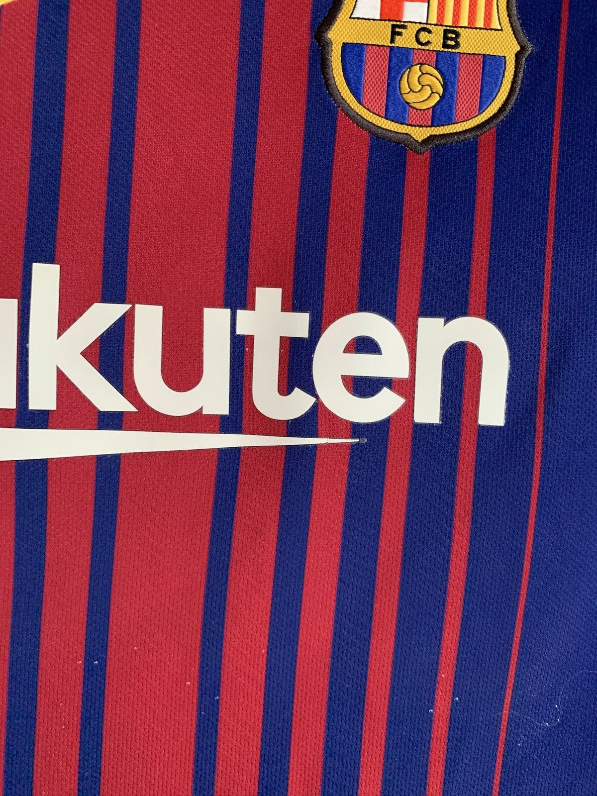 Nike Barcelona 2017 Home Football Shirt Nike Soccer Jersey Sz XS Size US S / EU 44-46 / 1 - 11 Thumbnail