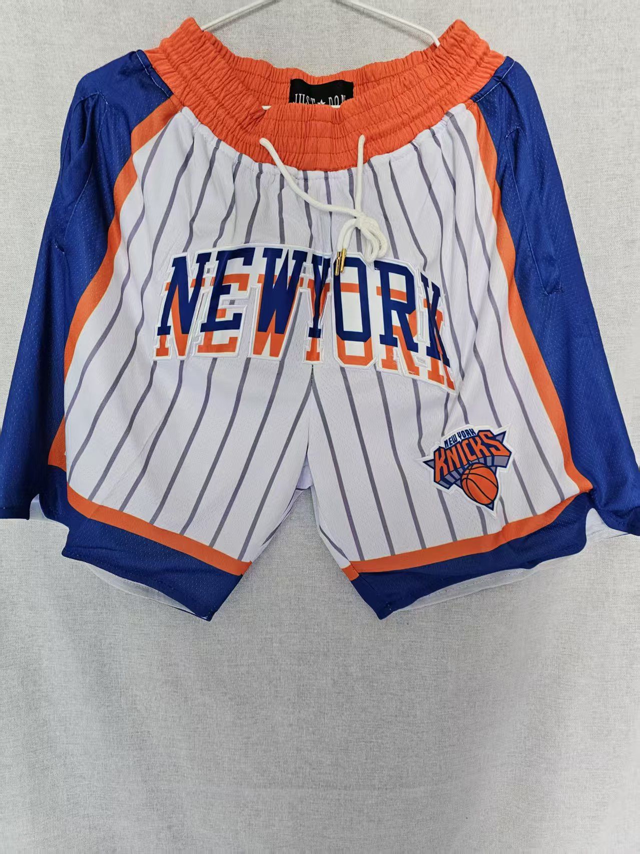 NBA New York Knicks Short Pocket White M Size City Edition Size US 32 / EU 48 - 1 Thumbnail