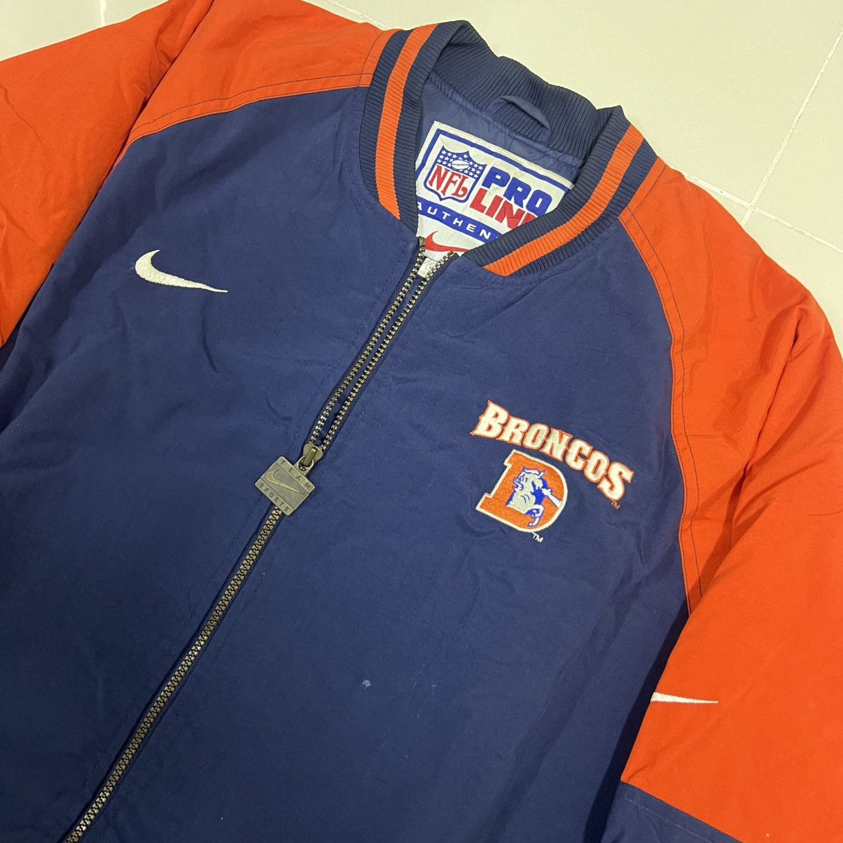 Nike Vintage NFL Denver Broncos Jacket 90s Size US XL / EU 56 / 4 - 3 Thumbnail