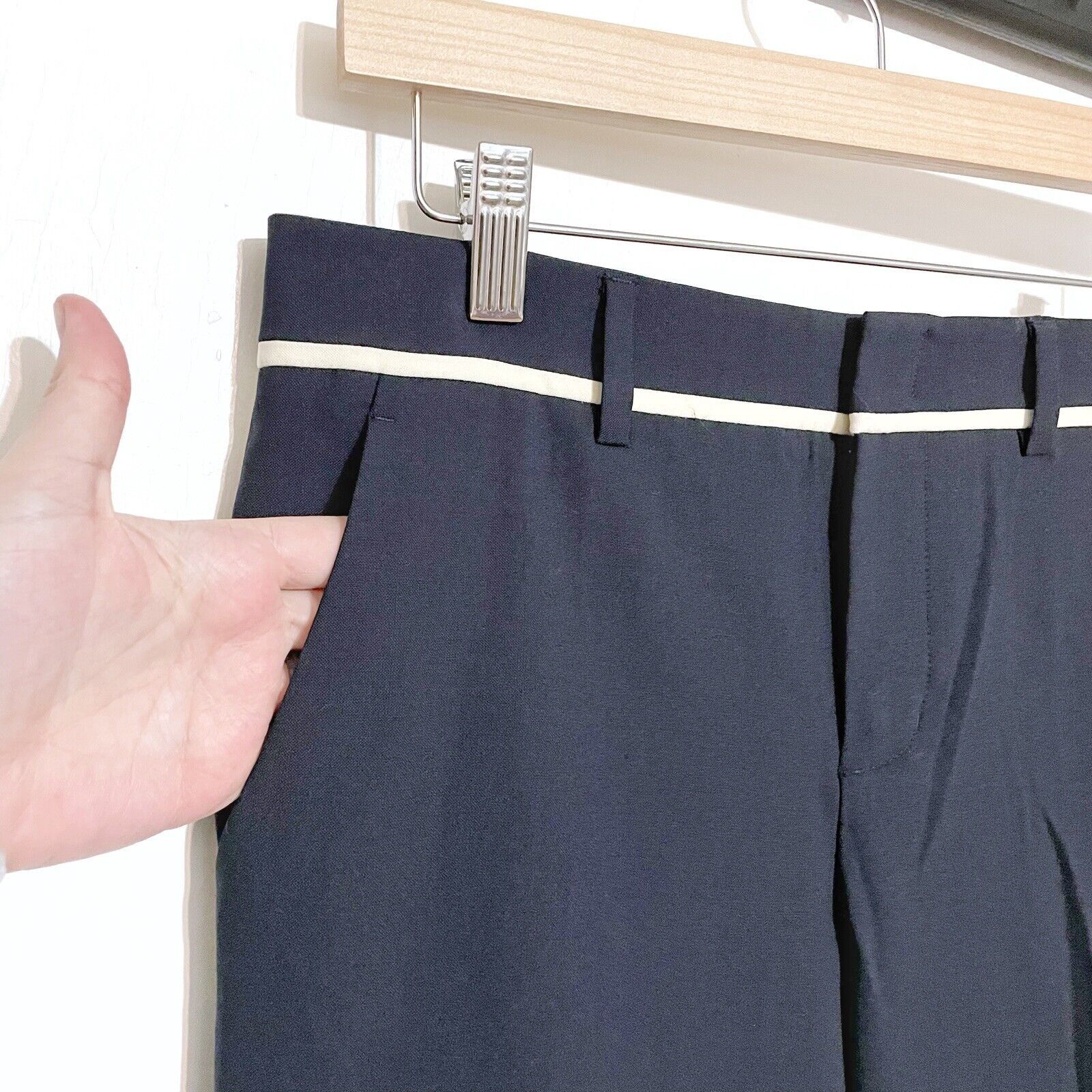 Vince VINCE Navy Tuxedo Side Stripe Dress Pants size 6 Wool Size 29" - 2 Thumbnail