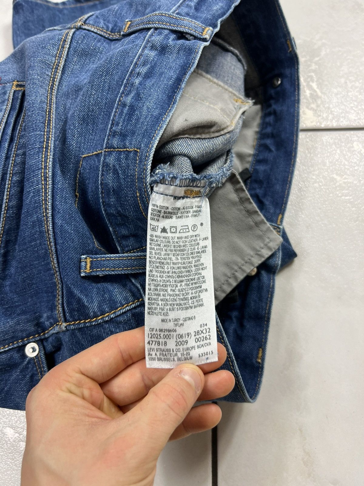Levi's Vintage Levi’s engineered jeans asymmetrical y2k baggy pants Size US 28 / EU 44 - 19 Thumbnail