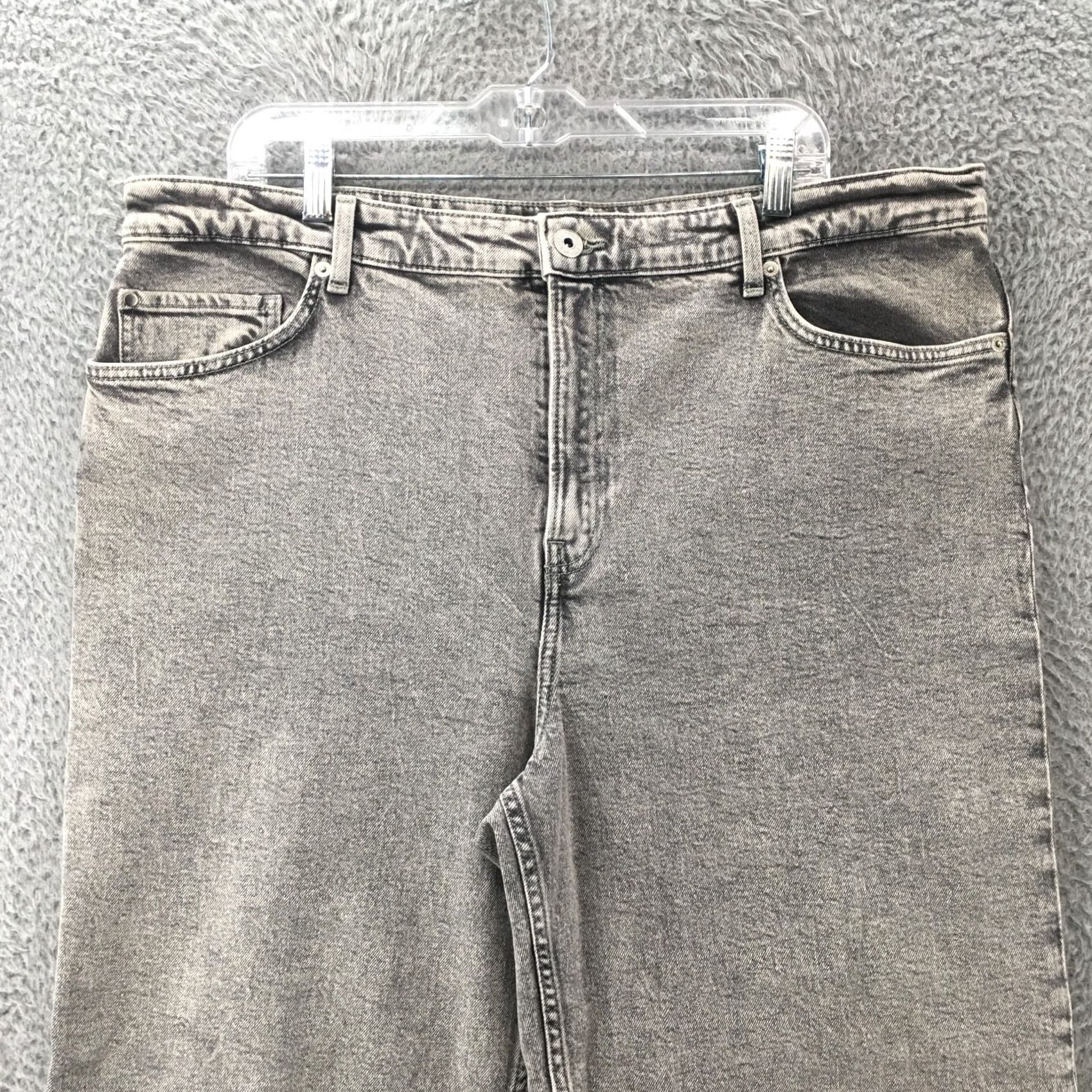 H&M H&M Jeans Cropped Womens 18 Gray Denim High Rise Zip Fly 5 Pockets Button Casual Size 40" / US 18 - 2 Thumbnail