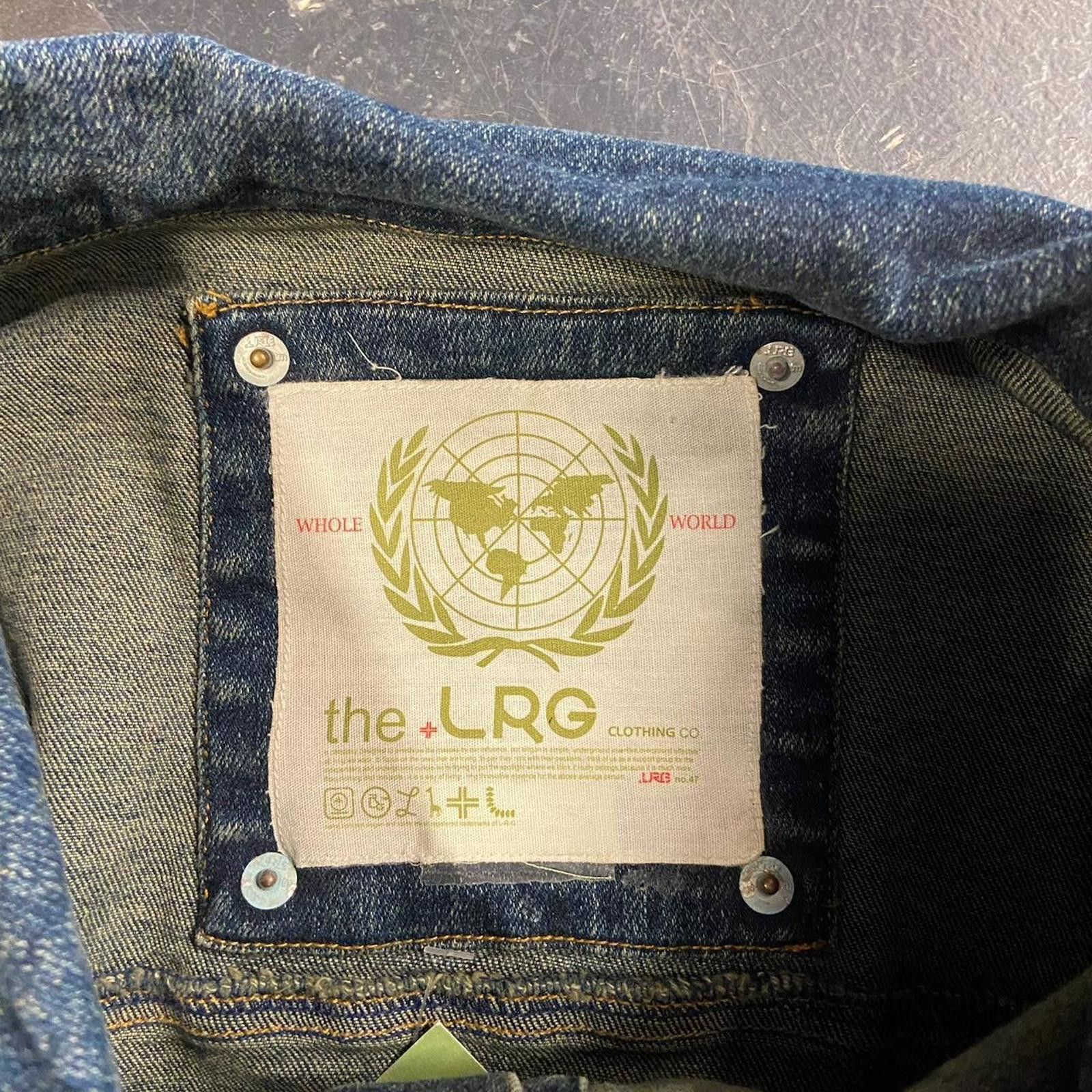 Vintage Vintage LRG Denim Jacket Size US XL / EU 56 / 4 - 5 Thumbnail