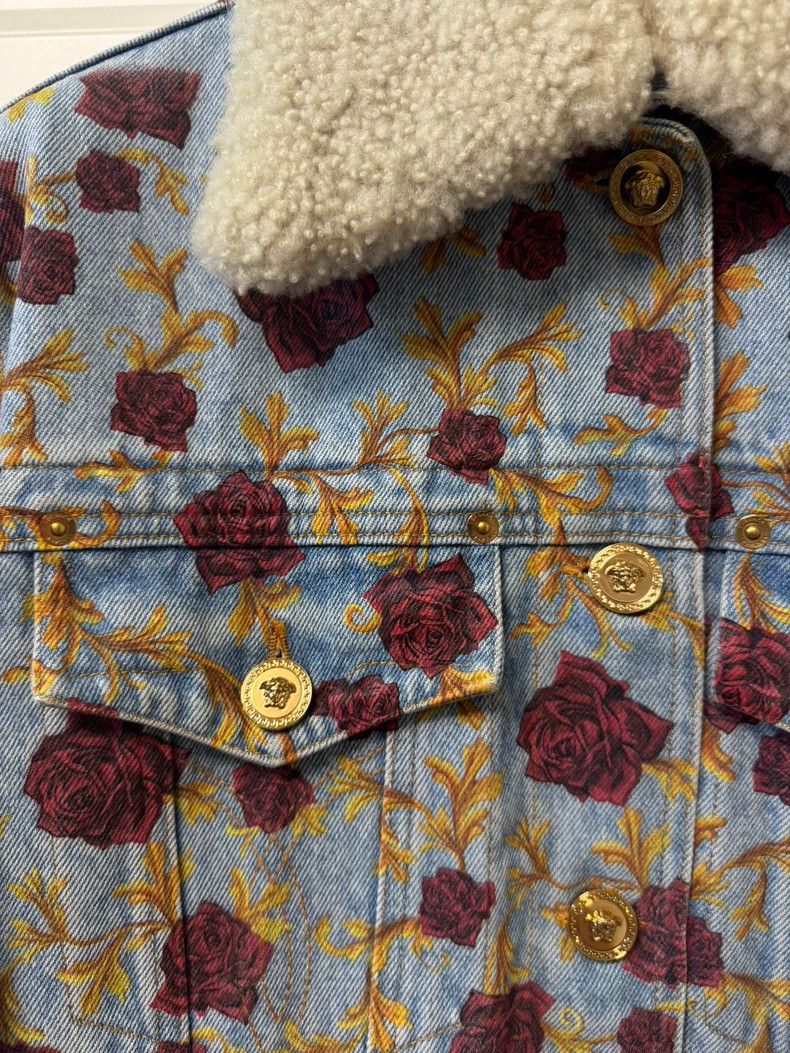 Versace Versace Rose baroque padded denim jacket Size M / US 6-8 / IT 42-44 - 4 Thumbnail