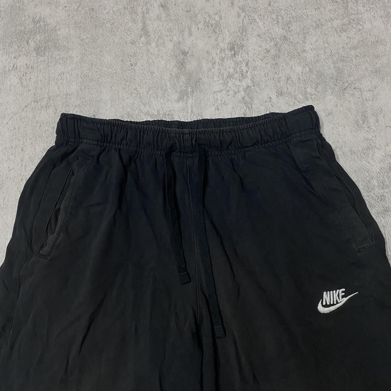 Nike Nike black jogging shorts #nike #jogging Size US 32 / EU 48 - 2 Thumbnail