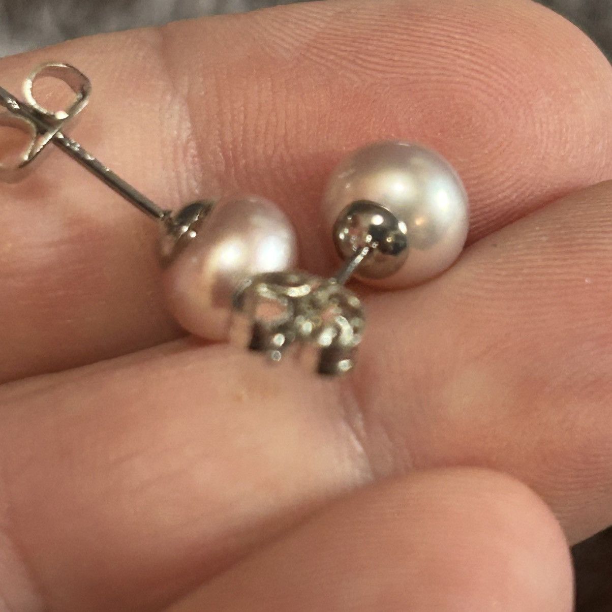 Handmade Genuine powder lavender fresh water pearl post stud earrings Size ONE SIZE - 5 Thumbnail