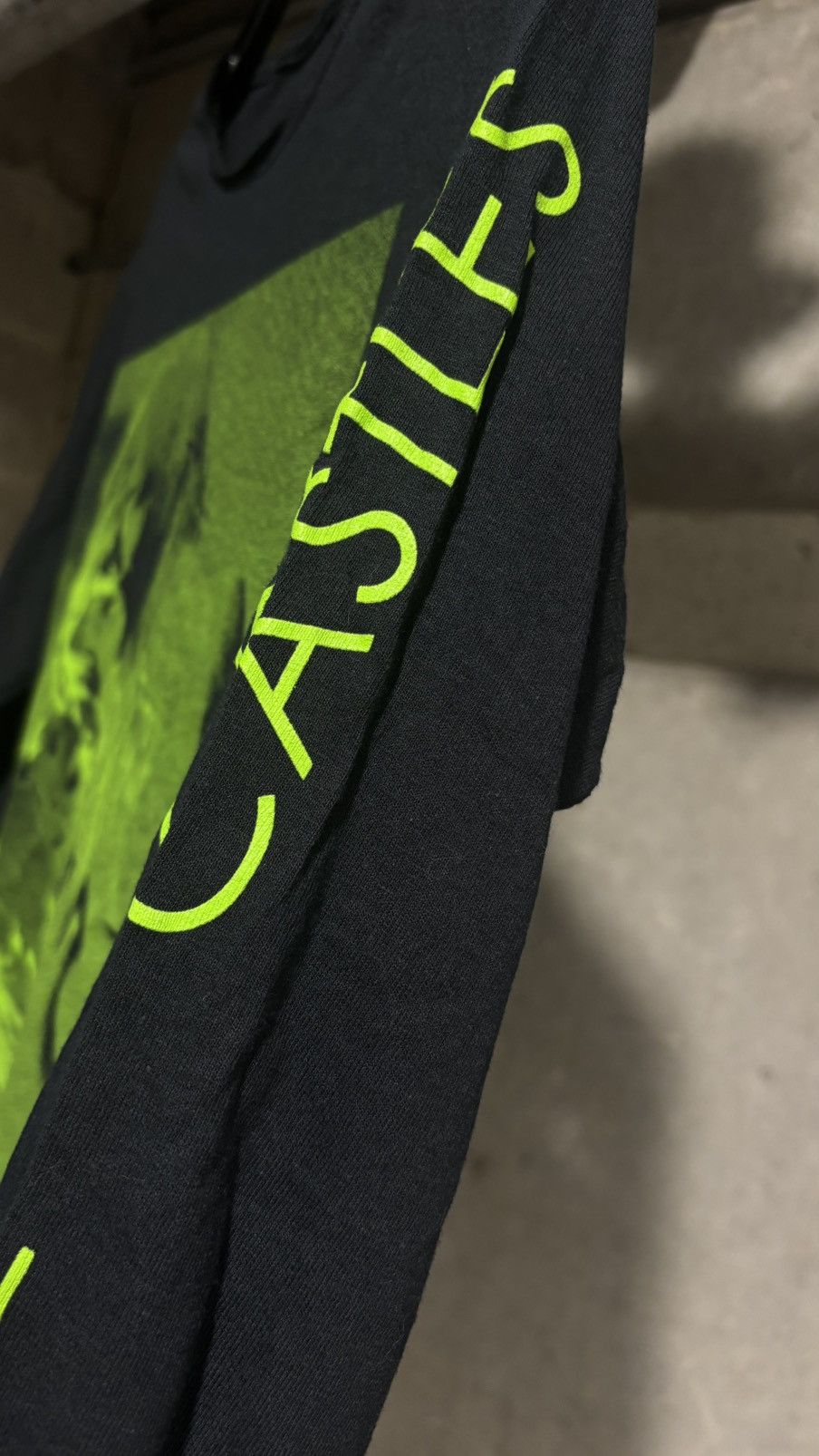 Band Tees Crystal Castles Edith Long Sleeve Size US M / EU 48-50 / 2 - 6 Thumbnail