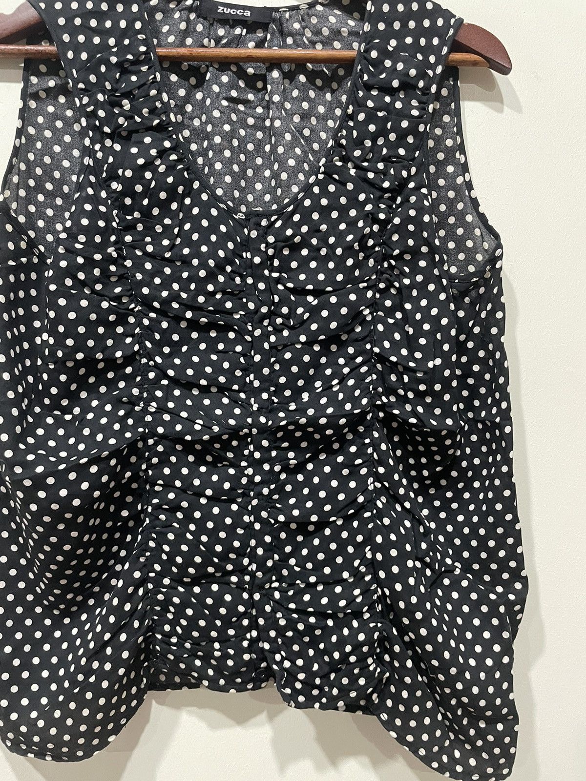 Zucca Zucca Sleevesless Polkadot Blouse Size M / US 6-8 / IT 42-44 - 3 Thumbnail