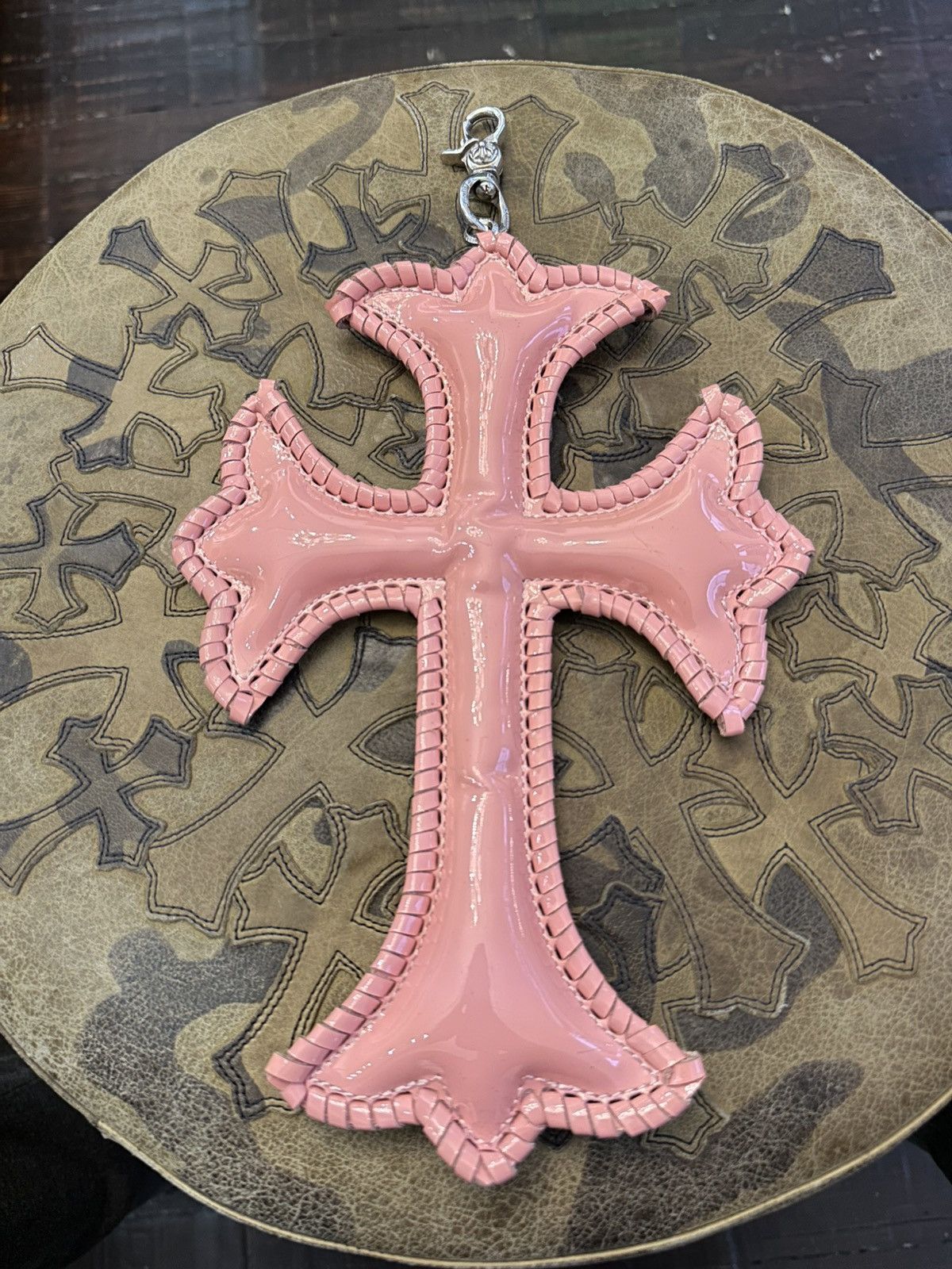 Chrome Hearts CHROME HEARTS PINK CROSS KEYCHAIN Size ONE SIZE - 1 Thumbnail