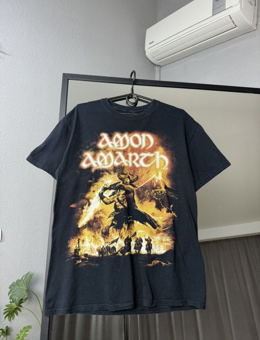 Band Tees Amon Amarth Tour 2011 Distressed T-shirt Size US M / EU 48-50 / 2 - 2 Thumbnail
