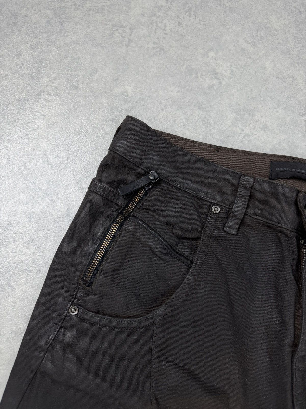 Diesel Black Gold Diesel Black Gold Type 147 Waxed Biker Jeans Unisex Size 28 Size US 28 / EU 44 - 5 Thumbnail