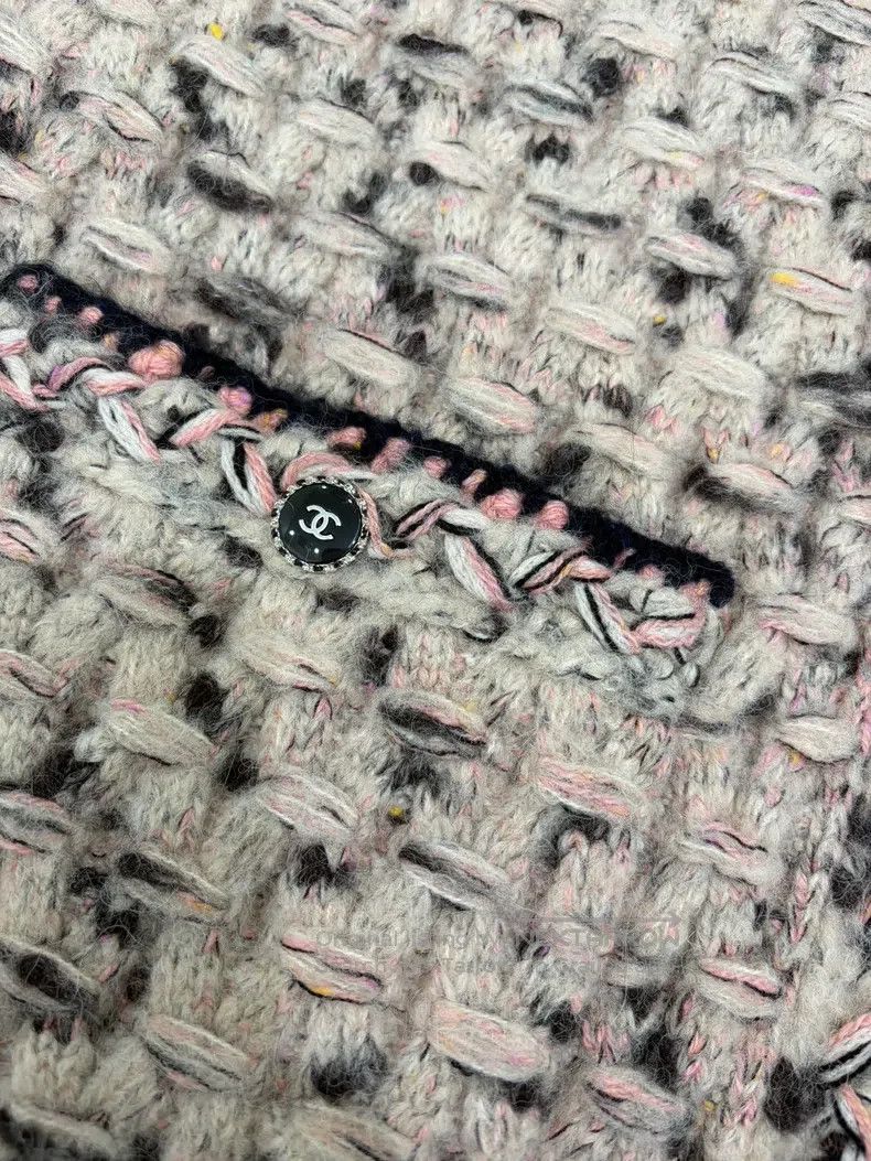 Chanel Chanel Autumn and winter milk tea pink blended cashmere kn Size S / US 4 / IT 40 - 3 Thumbnail