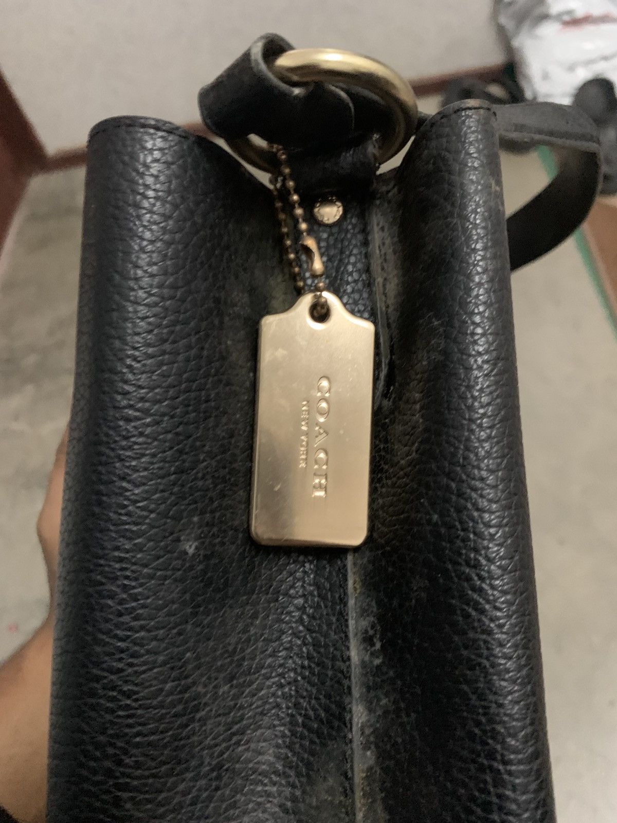 Coach Coach Town Bucket Bag pebble leather lgold/black Size ONE SIZE - 5 Thumbnail