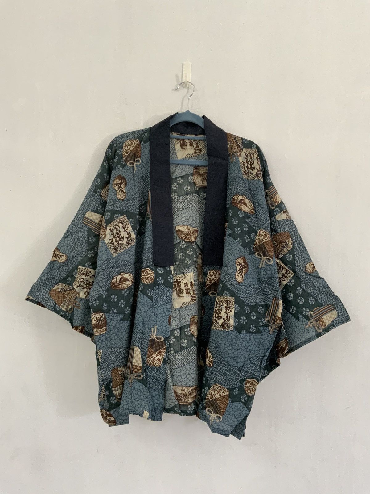 Japanese Brand Vintage Indigo Floral Art Kimono Classic Japan Size US XL / EU 56 / 4 - 1 Thumbnail