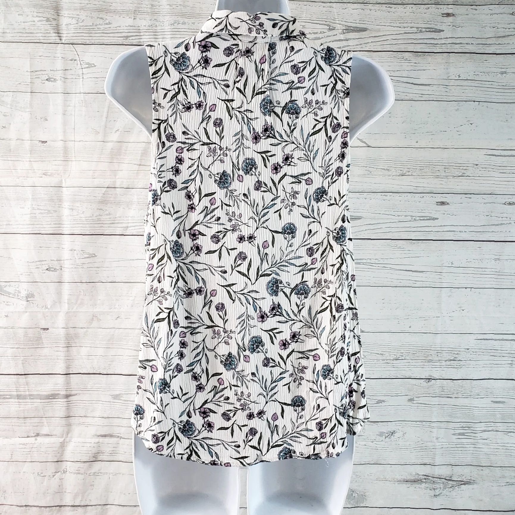 Vintage Peace & Pearls Womens Button-Up Top Small White Purple Floral Sleeveless Front Tie Size S / US 4 / IT 40 - 4 Thumbnail