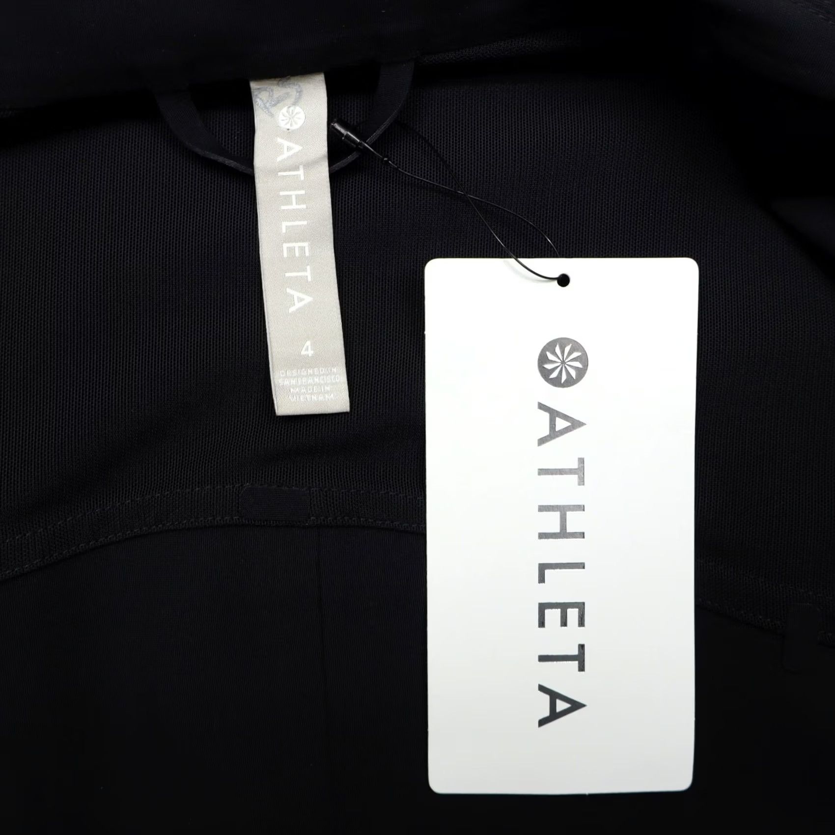 Athleta Athleta Blazer Shirt Womens 4 Black Nylon Lightweight Pockets Zip Snap Closure Long Sleeve Classic 90s Style Size S / US 4 / IT 40 - 5 Thumbnail
