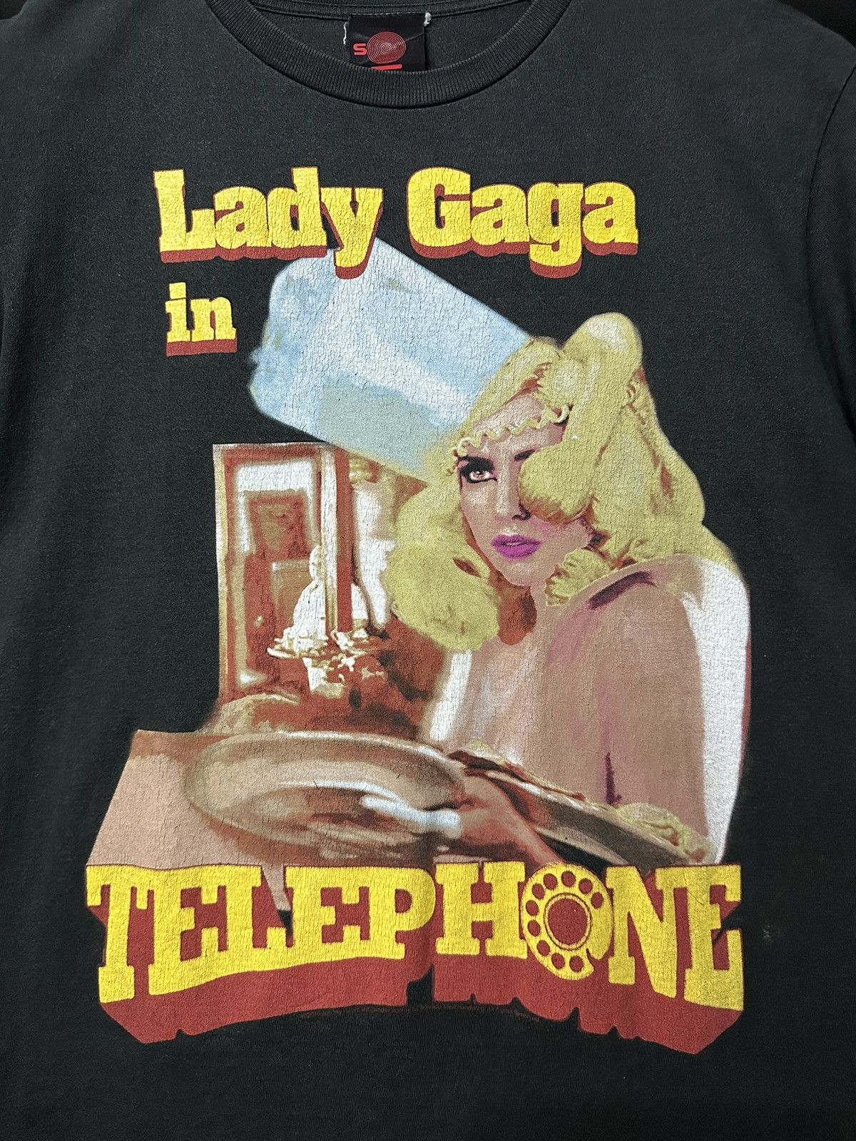 Band Tees × Rap Tees × Vintage Vintage Lady Gaga Telephone Tour Faded Tee Size US M / EU 48-50 / 2 - 2 Thumbnail