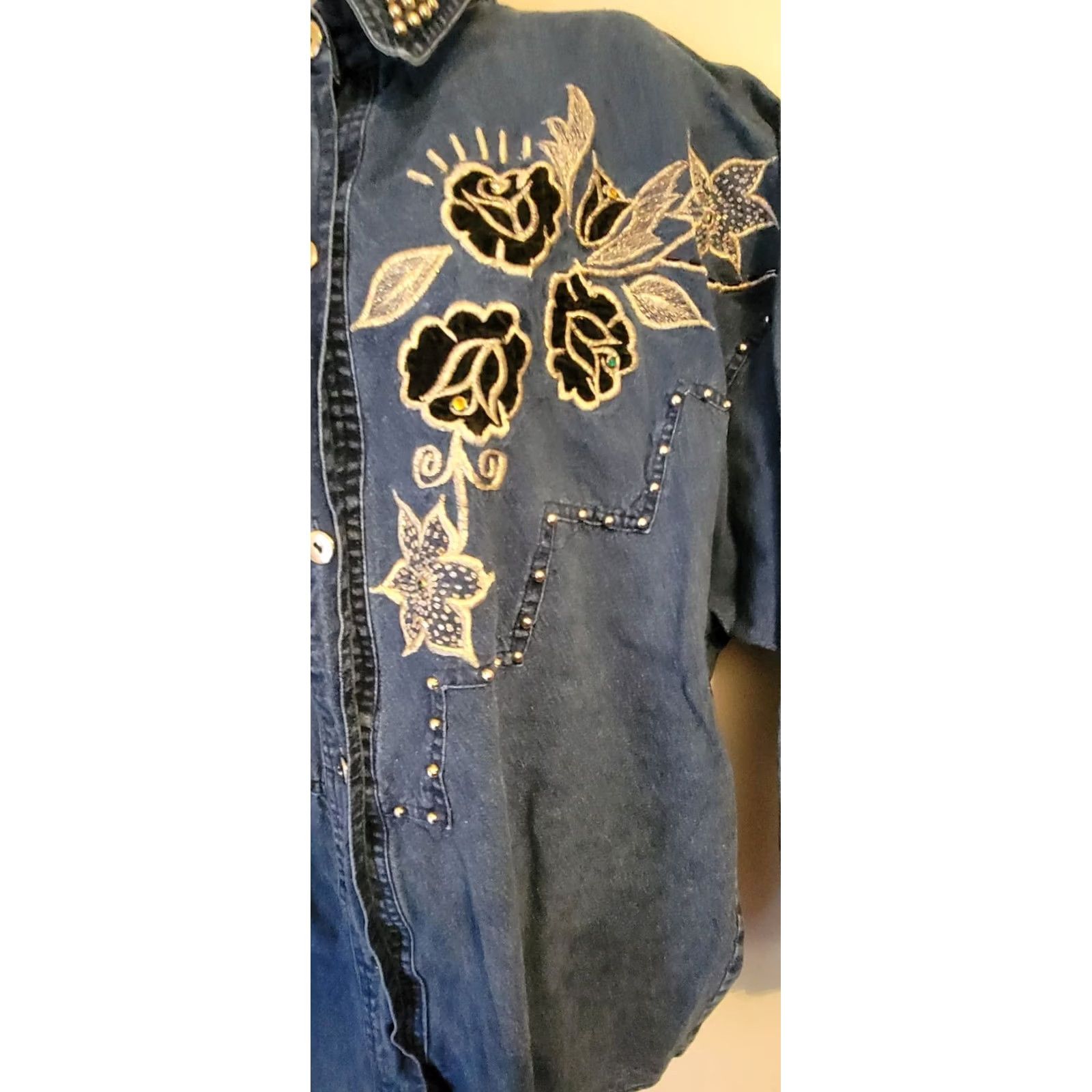 Greats VINTAGE Great Cavalier Embellished Denim Shirt XL 1990s Blue Women’s Western Shirt Size XL / US 12-14 / IT 48-50 - 4 Thumbnail