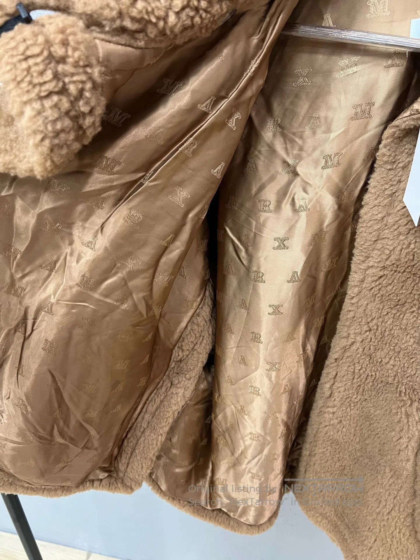 Max Mara Max Mara Classic Camel Teddy Cape| Size XS / US 0-2 / IT 36-38 - 3 Thumbnail