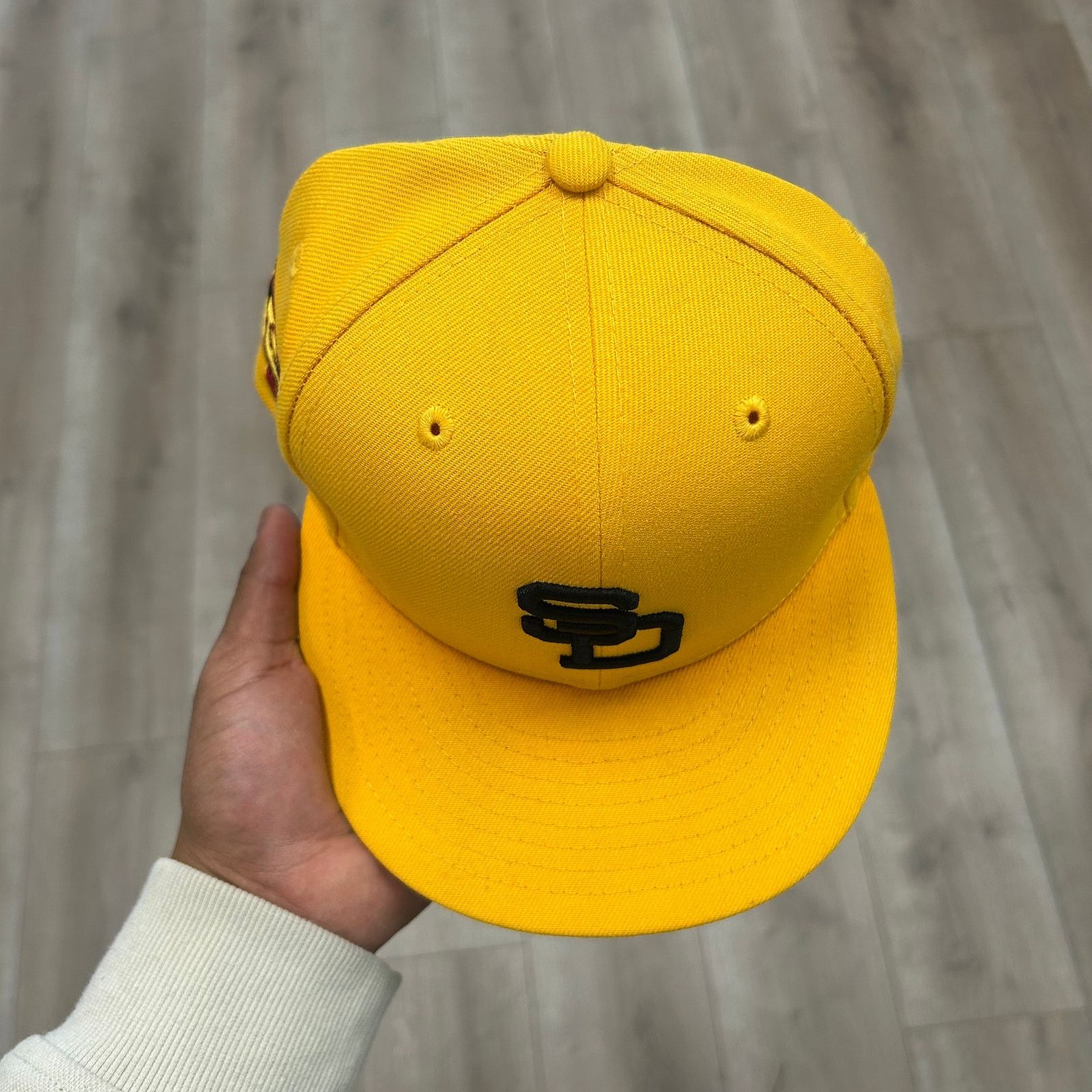 New Era San Diego Padres Fitted Hat 7 1/4 Cobra Kai Collection Size ONE SIZE - 3 Thumbnail