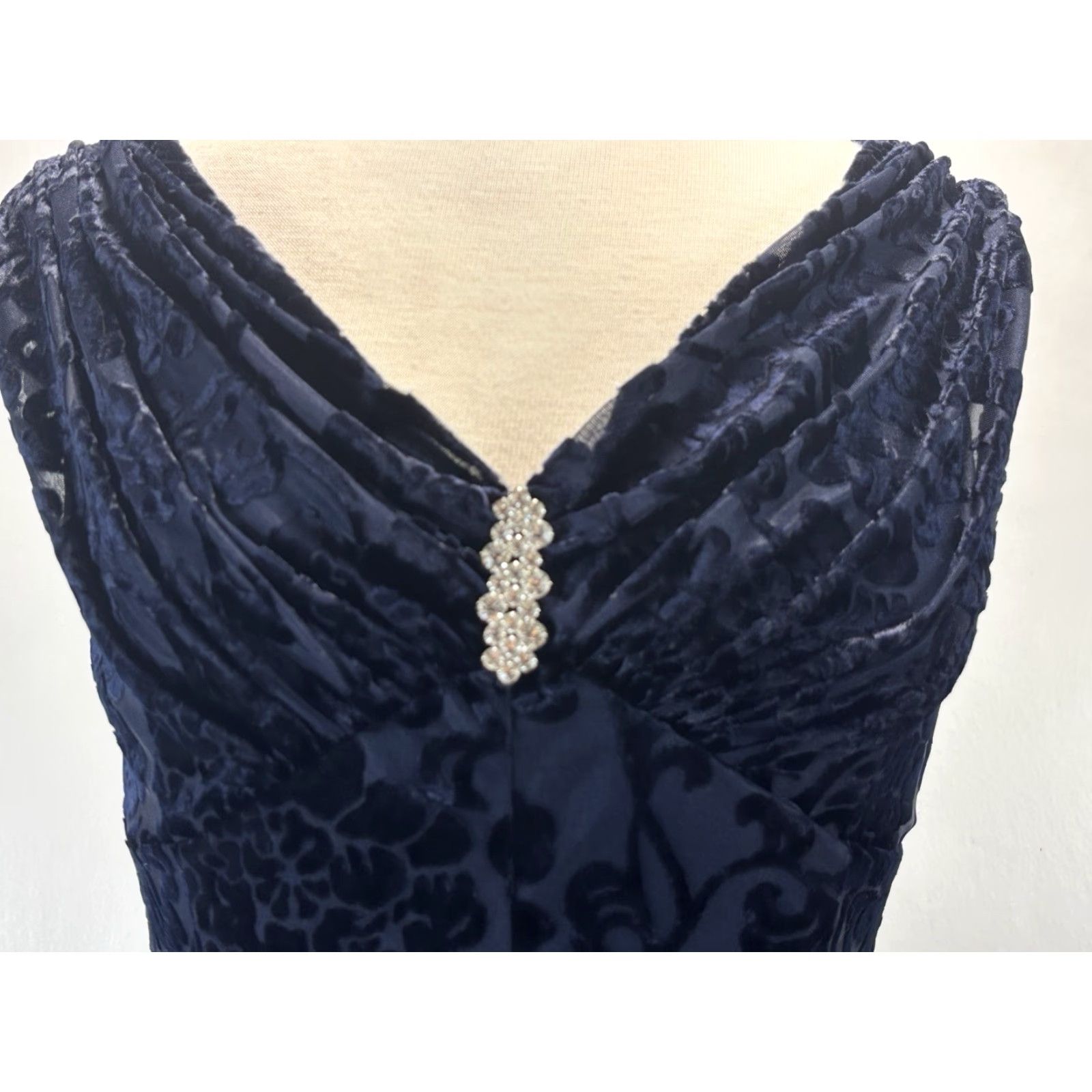 Jessica McClintock VINTAGE Jessica McClintock Velvet Burnout Maxi Gown Dress Sz 6 Women Floral Off the Shoulder Navy 90s Whimsigoth Size M / US 6-8 / IT 42-44 - 7 Thumbnail