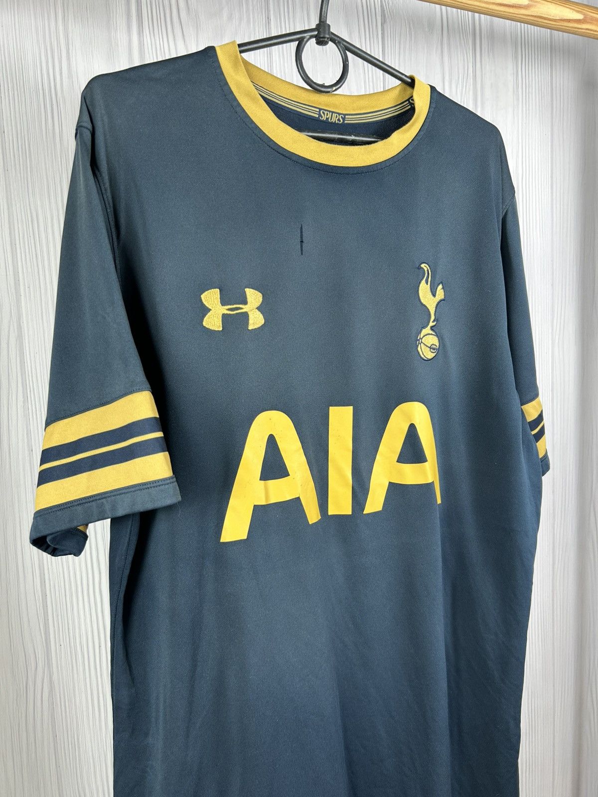 Under Armour TOTTENHAM HOTSPUR 2016/17 Under Armour AWAY FOOTBALL Jersey Size US XL / EU 56 / 4 - 2 Thumbnail