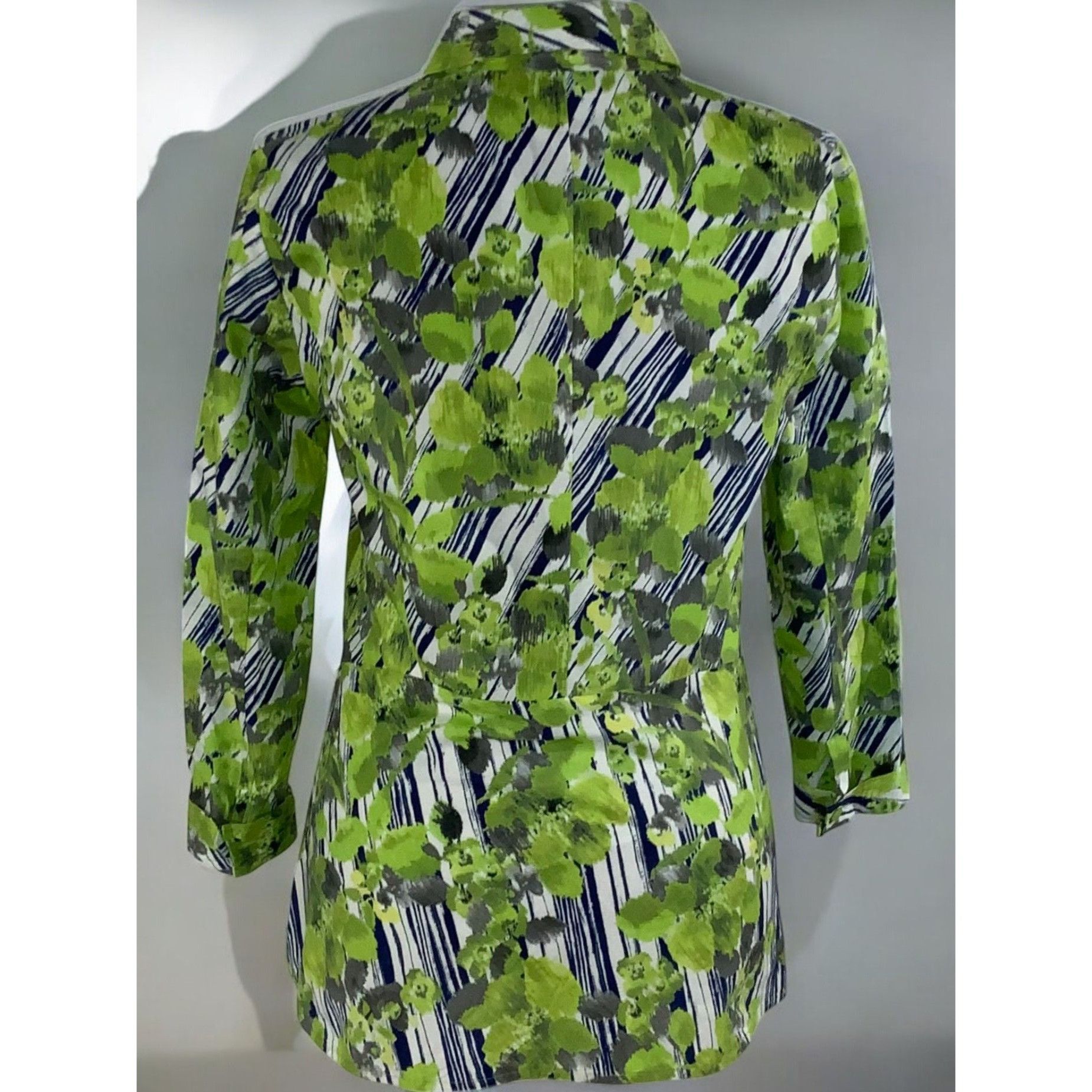 Lafayette 148 Lafayette 148 New York Blouse Green Blue Floral Print 4 Size S / US 4 / IT 40 - 6 Thumbnail