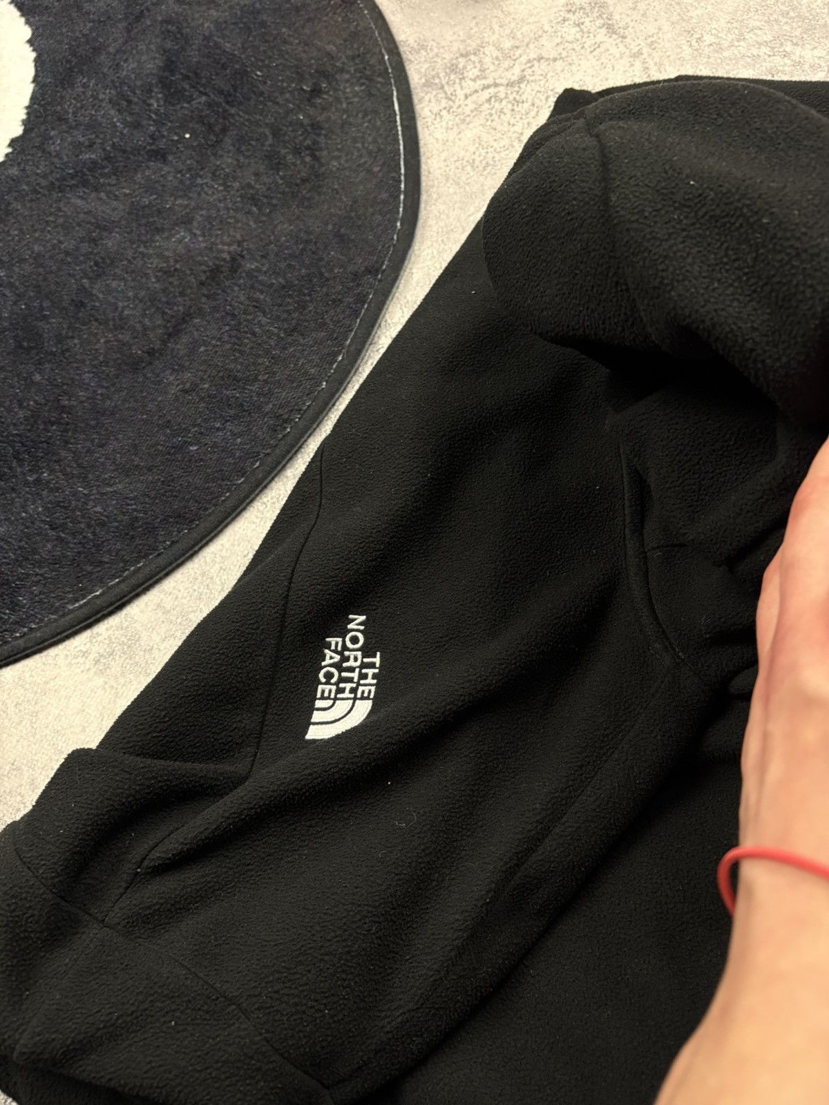 The North Face THE NORTH FACE Centre Logo Fleece Hoodie Streetwear Outdoor Size XS / US 0-2 / IT 36-38 - 9 Thumbnail