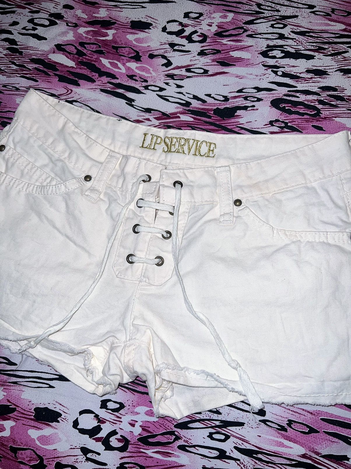 Lip Service Lip Service lace up shorts ➕🏴‍☠️ Size 26" / US 2 / IT 38 - 8 Thumbnail