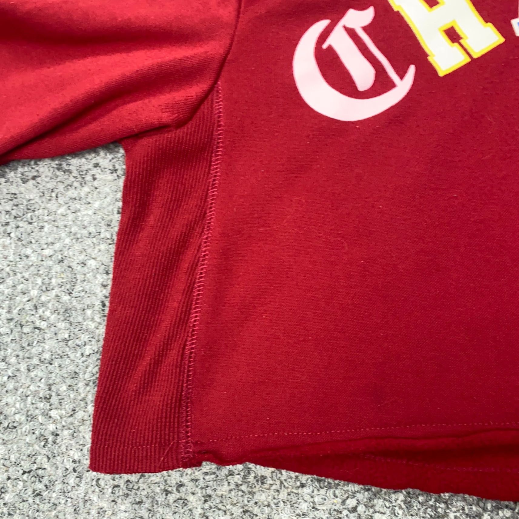 Champion Champion Hoodie Womens Medium Cropped Reverse Weave Boxy Old English Red Oversized Hooded Pullover Size M / US 6-8 / IT 42-44 - 6 Thumbnail