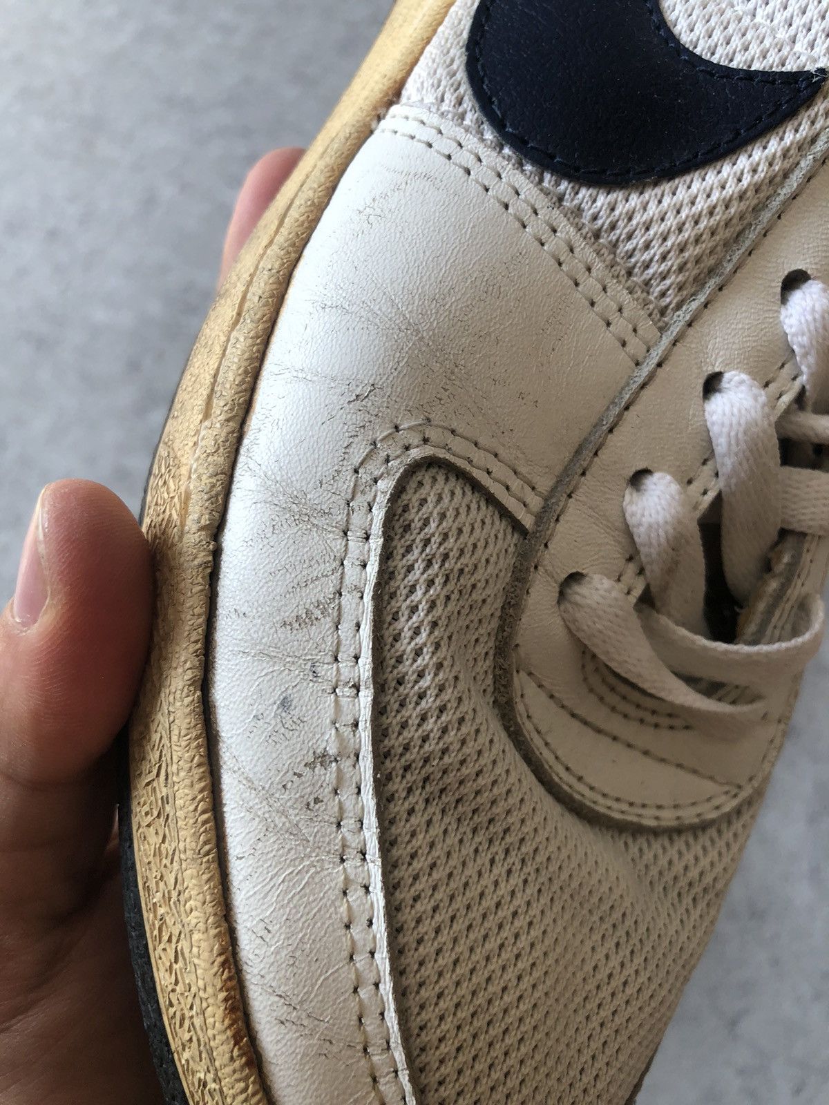 Nike × Vintage VINTAGE 1983 NIKE MEADOW SUPREME DISTRESSED SNEAKER Size US 9 / EU 42 - 7 Thumbnail