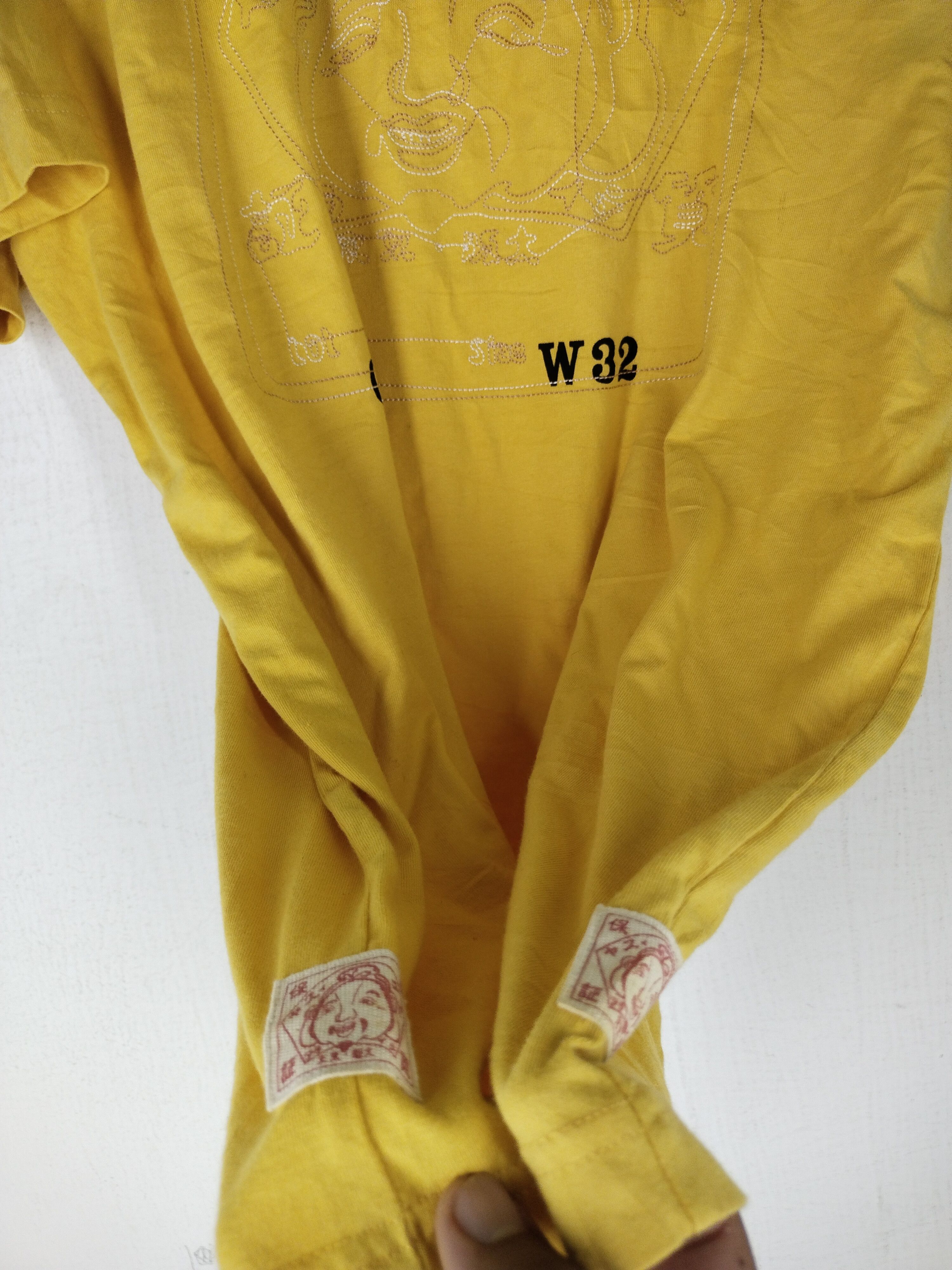 Evisu Vintage Evisu Embroidery Yellow Shirt Tee Size US M / EU 48-50 / 2 - 4 Thumbnail