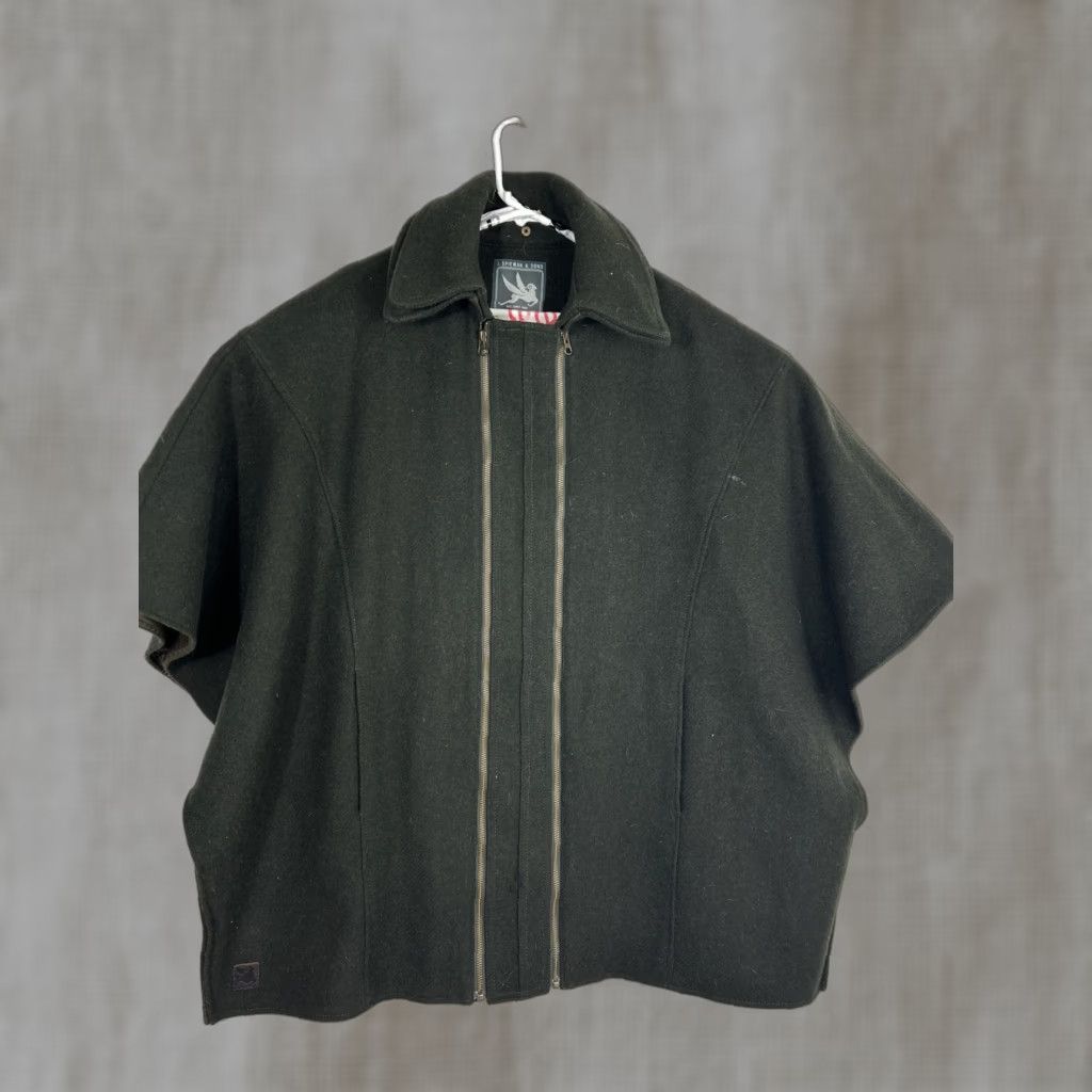 Vintage **Womens Medium Green I. Spiewak & Sons Wool Zip Cape** User: **Green Womens Medium I. Spiewak & Sons Wool Zip Cape** Size M / US 6-8 / IT 42-44 - 1 Thumbnail