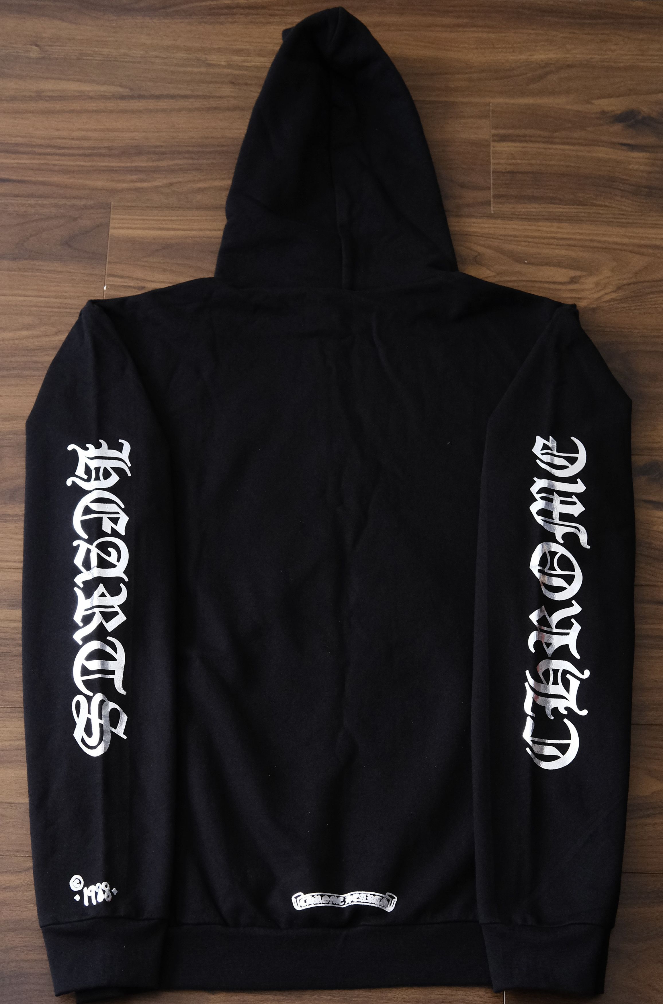 Chrome Hearts Chrome Hearts Exclusive Metallic Vertical Logo Hoodie Size US L / EU 52-54 / 3 - 2 Thumbnail