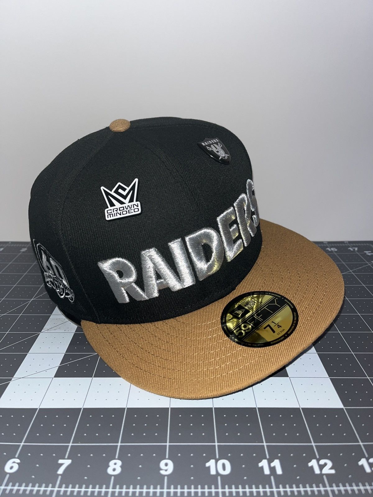 New Era Las Vegas Raiders 7 1/4 59FIFTY Black Two tone Size ONE SIZE - 1 Thumbnail
