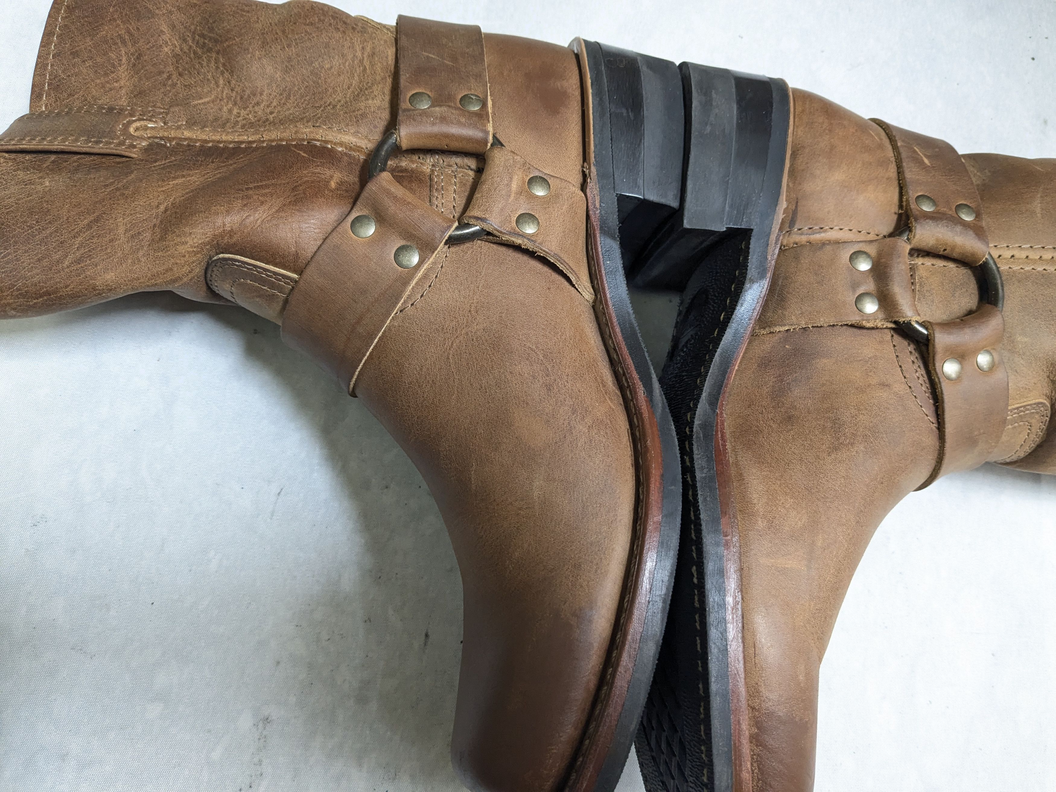 Frye Frye Harness Boots Brown Leather 9 M Buckle Size US 9 / EU 42 - 12 Thumbnail