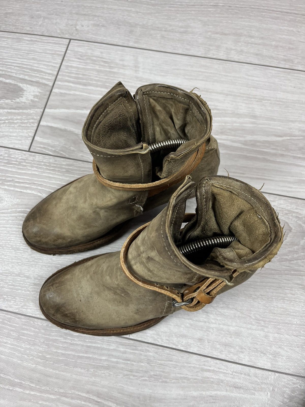 A.S.98 A.S. 98 Airsteps Avante Garde Beige Leather Heel Boots Size US 8 / IT 38 - 9 Thumbnail