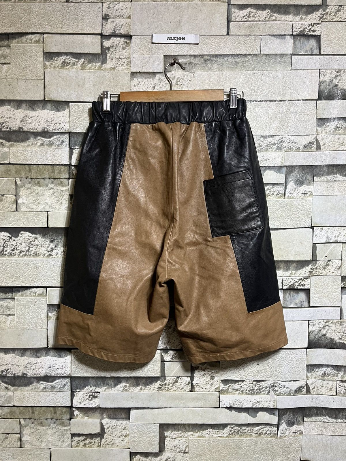 Damir Doma DAMIR DOMA DRAWSTRING CALF LEATHER SHORTS Size US 33 - 4 Thumbnail