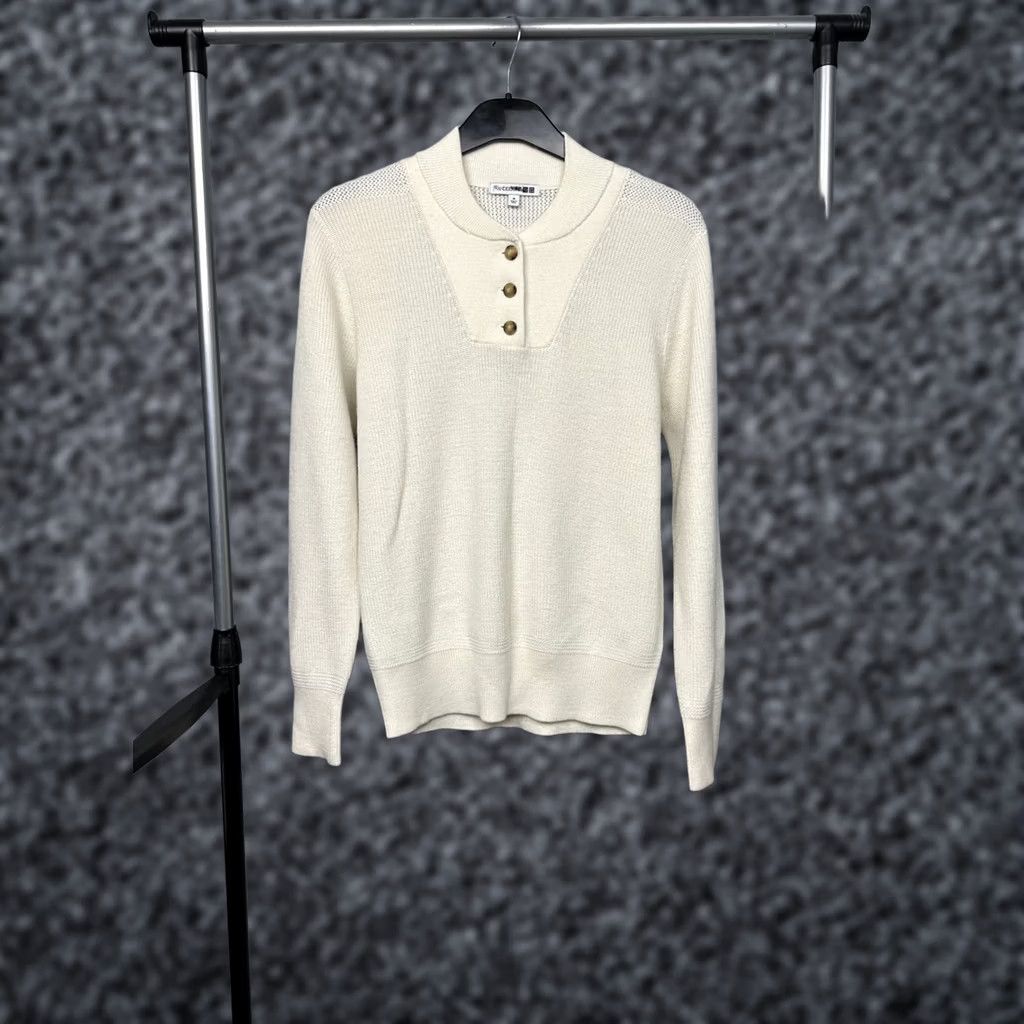 Uniqlo Uniqlo x J.W.Anderson Womens Sweater M Beige Knit Pullover Size M Size M / US 6-8 / IT 42-44 - 1 Thumbnail