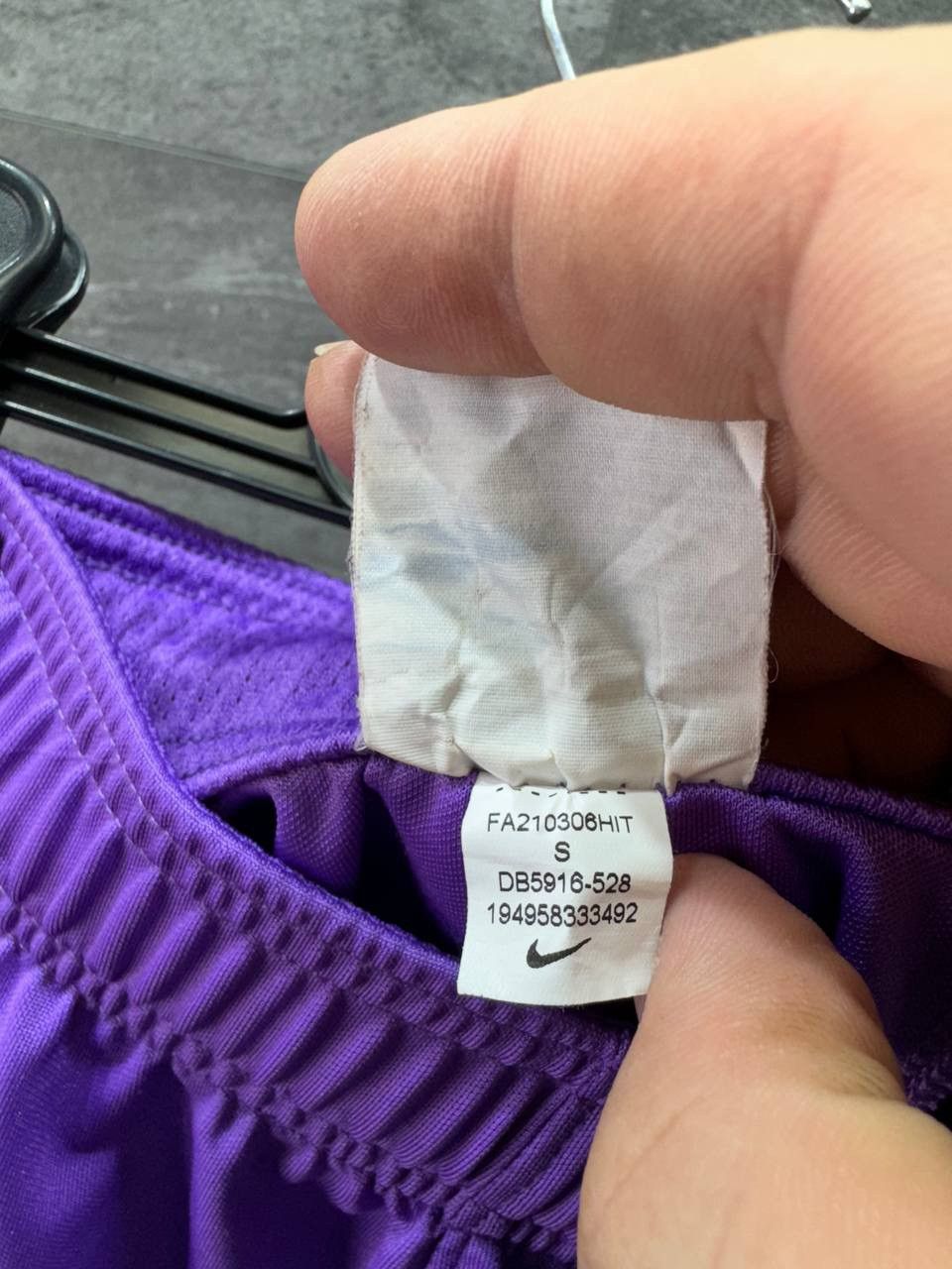 Nike TOTTENHAM HOTSPUR 2021/22 STADIUM THIRD JERSEY Soccer Kit Size US S / EU 44-46 / 1 - 18 Thumbnail