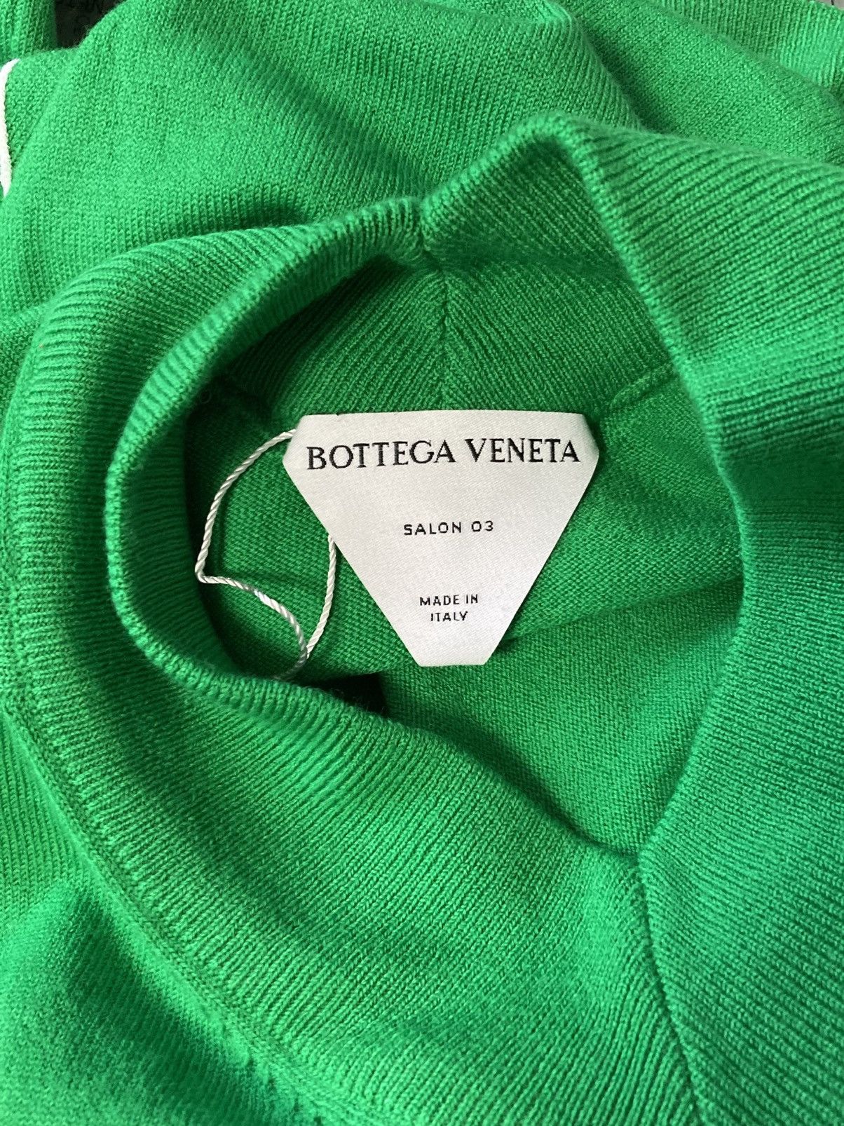 Bottega Veneta Bottega Veneta Wool Contrast Stitch V-Neck Sweater Size S / US 4 / IT 40 - 3 Thumbnail