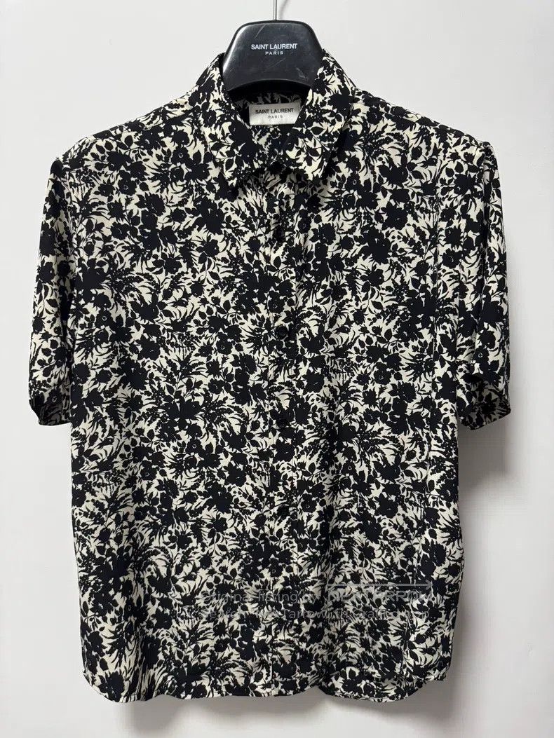 Saint Laurent Paris Saint Laurent Paris Silk art floral print shirt Size XS / US 0-2 / IT 36-38 - 1 Thumbnail