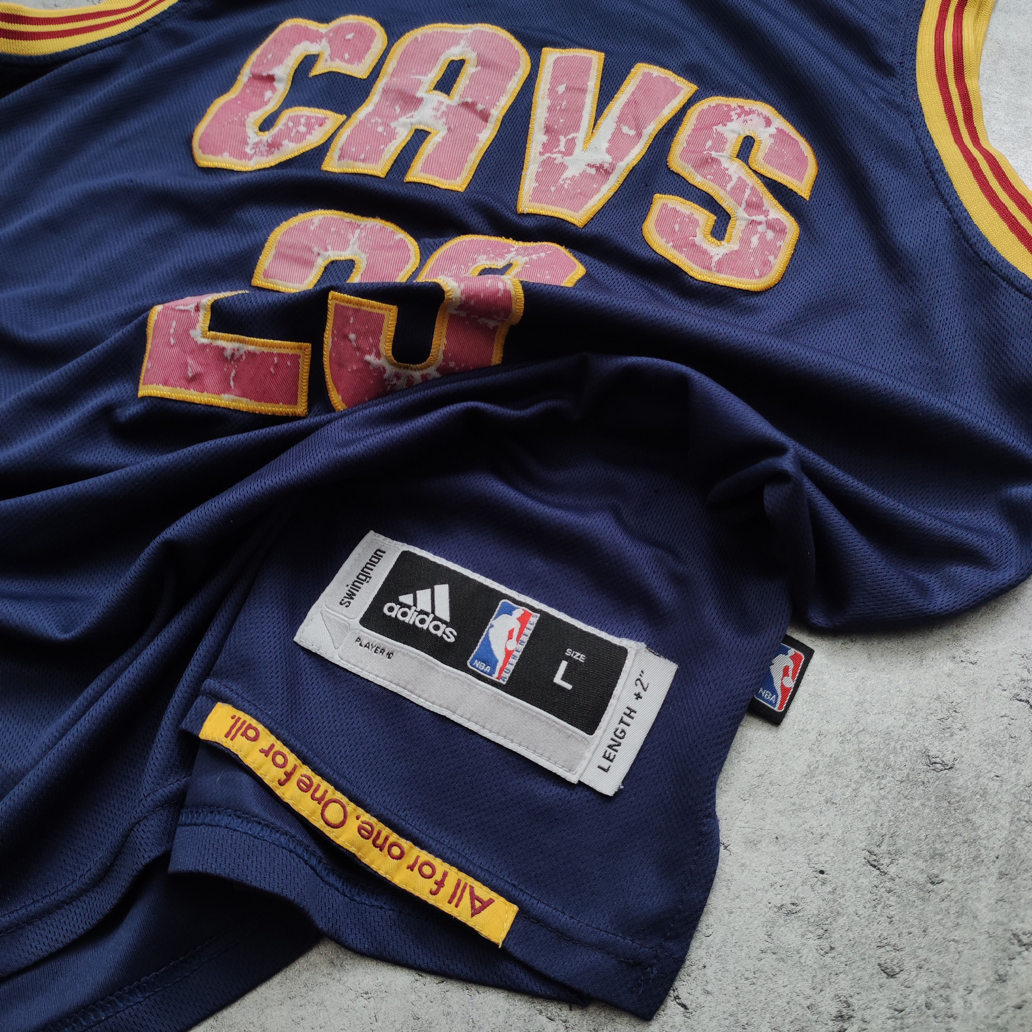 NBA Vintage NBA Adidas Cavs Cavaliers #23 James Jersey Size US L / EU 52-54 / 3 - 6 Thumbnail