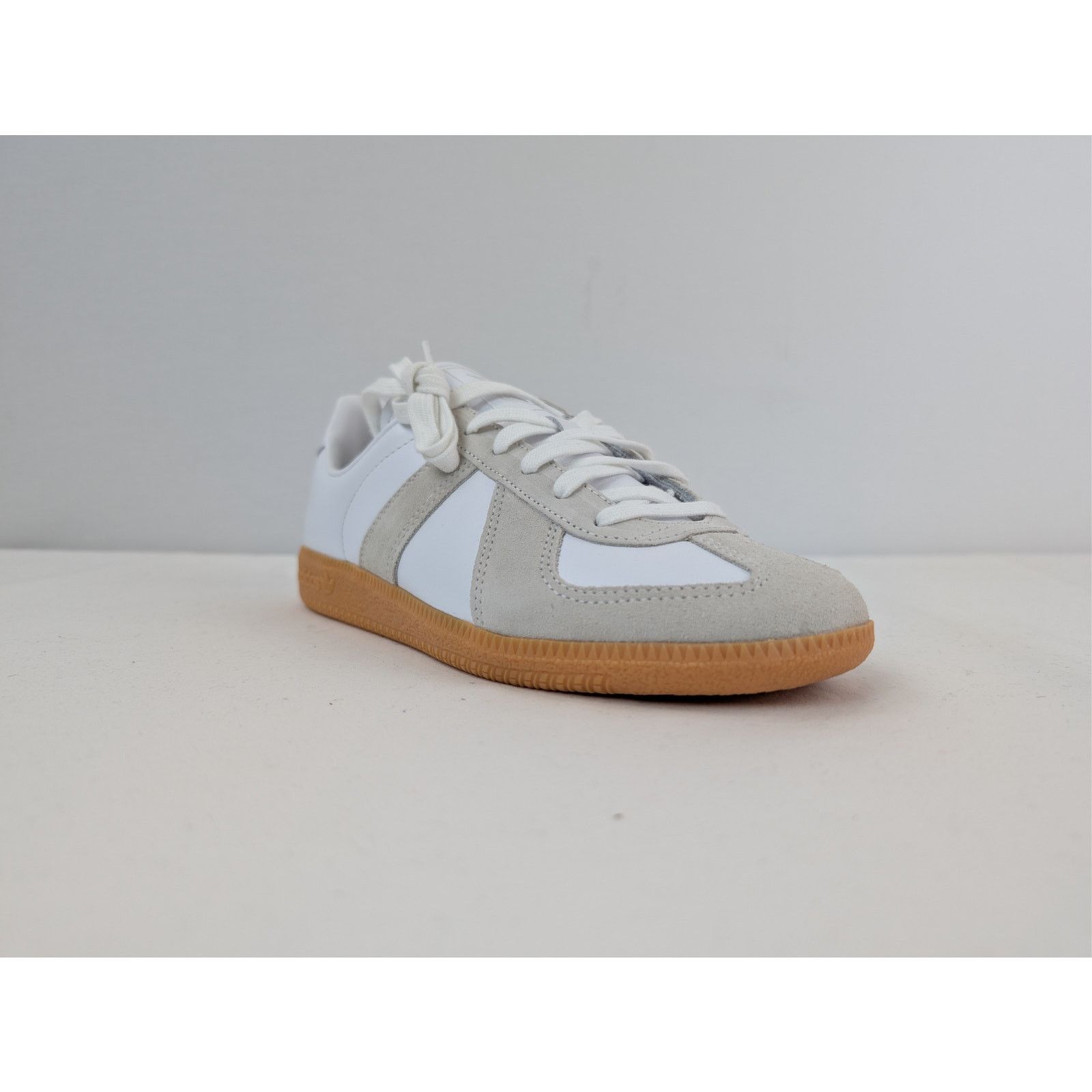 Adidas o1rshd1 BW Army Sneakers in White / Chalk White Size US 7.5 / EU 40-41 - 2 Thumbnail