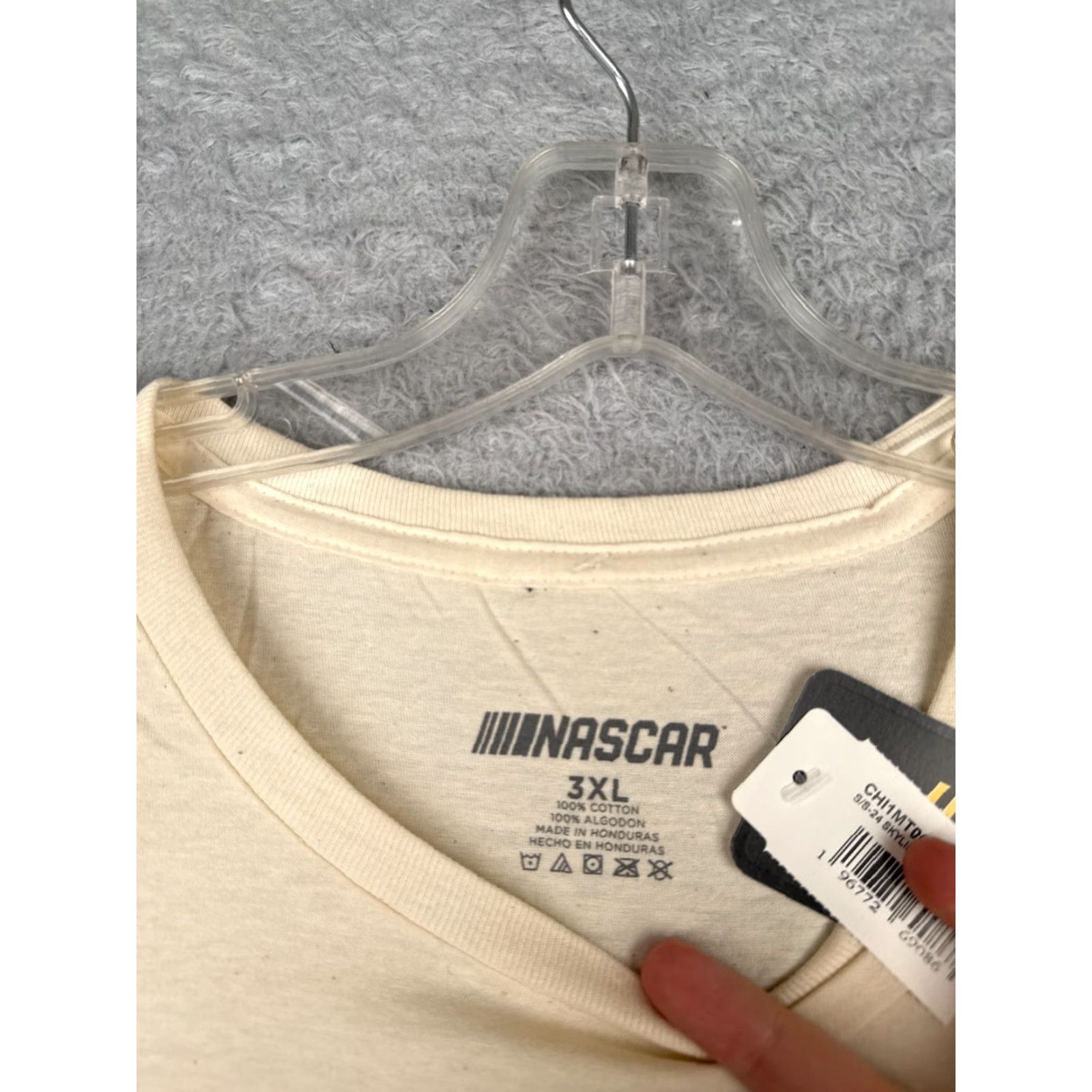 NASCAR Nascar Shirt Adult 3XL Ivory Cotton Short Sleeve Logo Chicago Street Race Cars Racing 2020s Mens Size US XXL / EU 58 / 5 - 7 Thumbnail