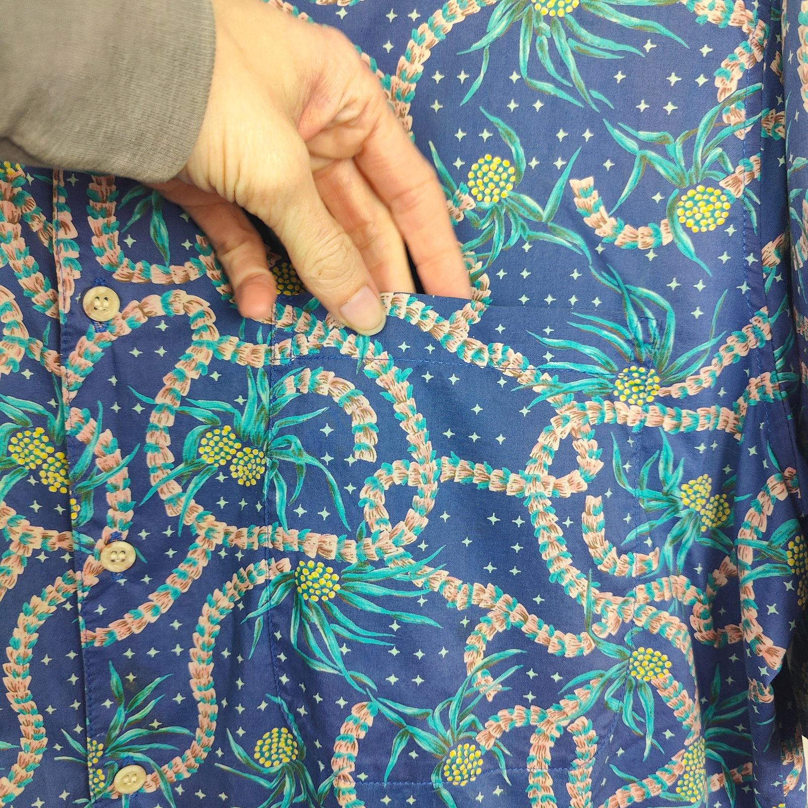 Reyn Spooner Vintage Reyn Spooner Button Up Shirt Mens Large Blue Floral Size US L / EU 52-54 / 3 - 4 Thumbnail