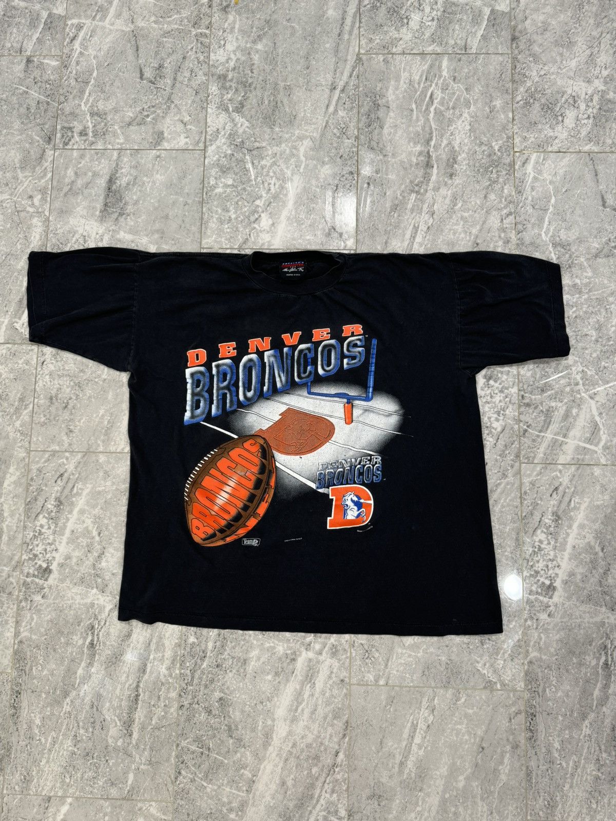NFL × Vintage Vintage 1994 Denver Broncos Tee Shirt Size US XL / EU 56 / 4 - 1 Thumbnail