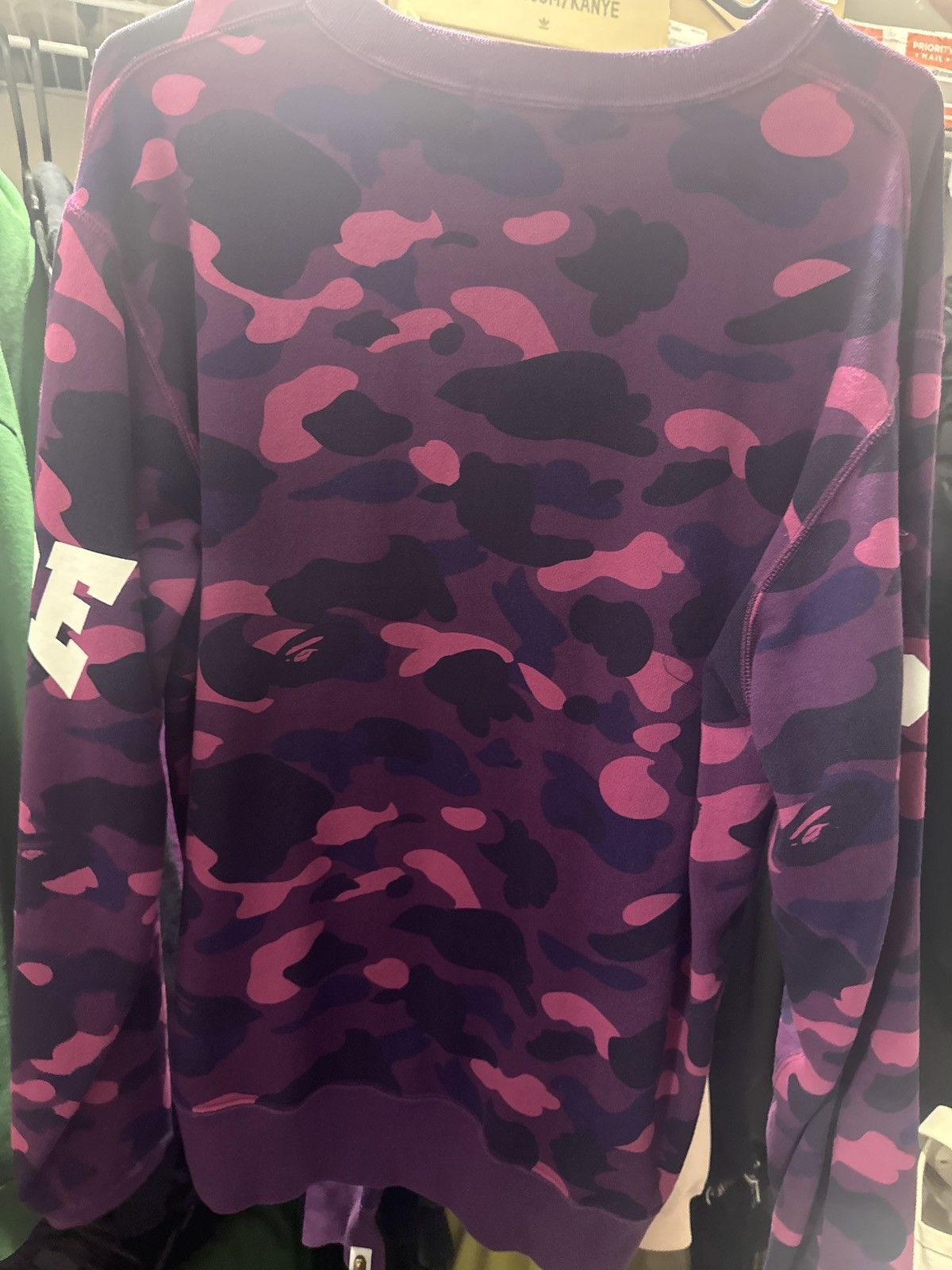 Bape Bape purple camo crewneck Size US XL / EU 56 / 4 - 2 Thumbnail